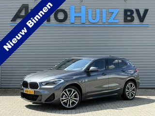 Hoofdafbeelding BMW X2 BMW X2 xDrive25e High Executive M Sport LED 19 inch DAB Lederen interieur