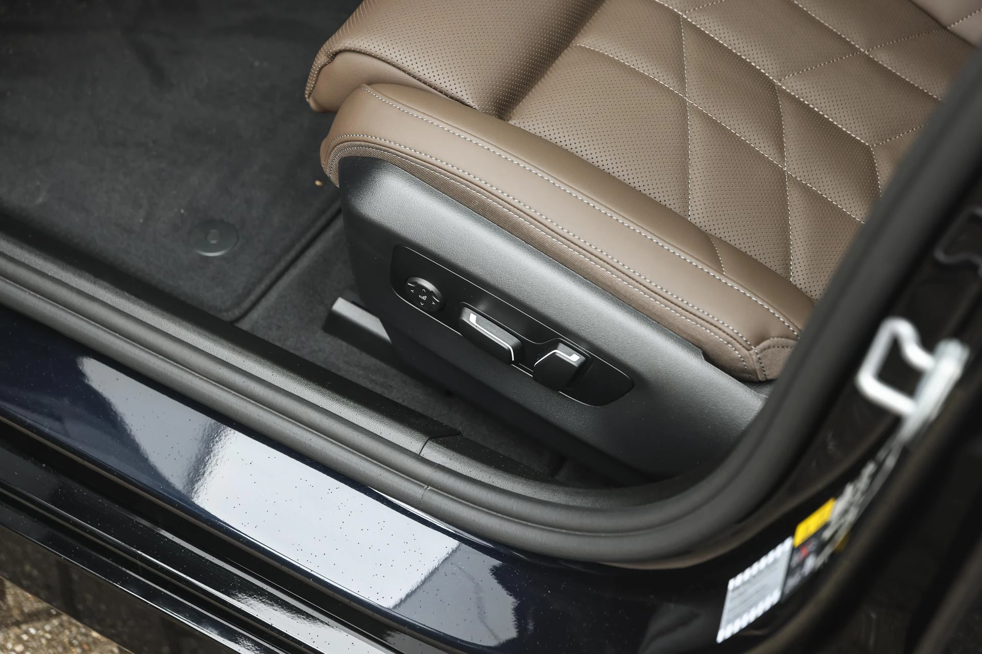 Hoofdafbeelding BMW i5
