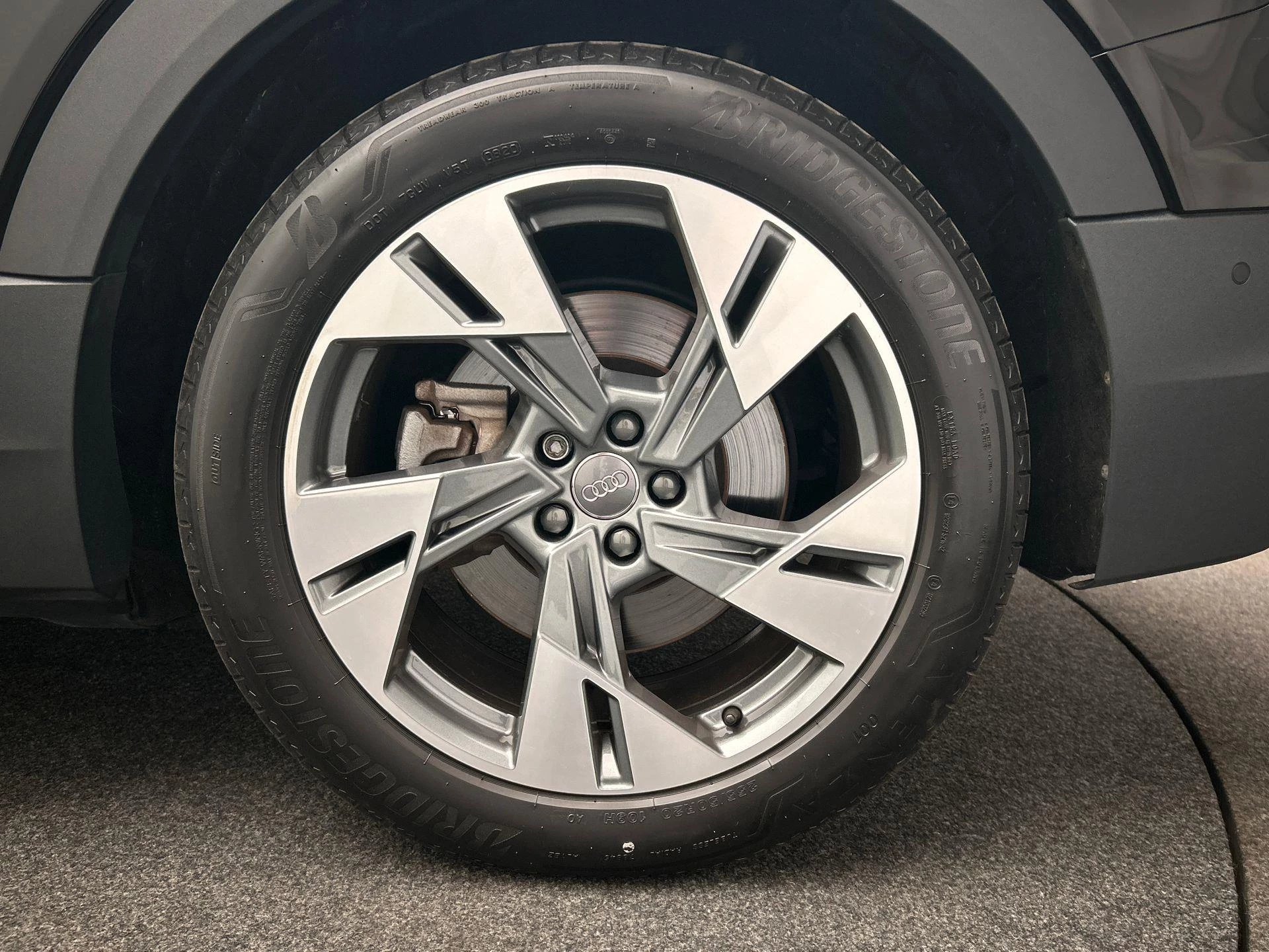Hoofdafbeelding Audi e-tron