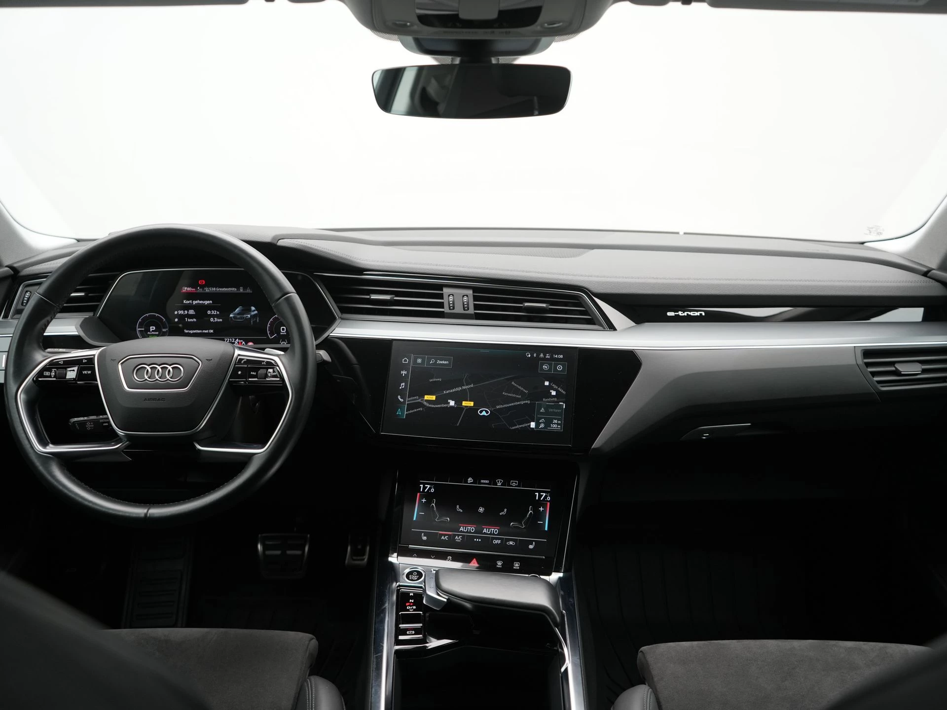 Hoofdafbeelding Audi e-tron