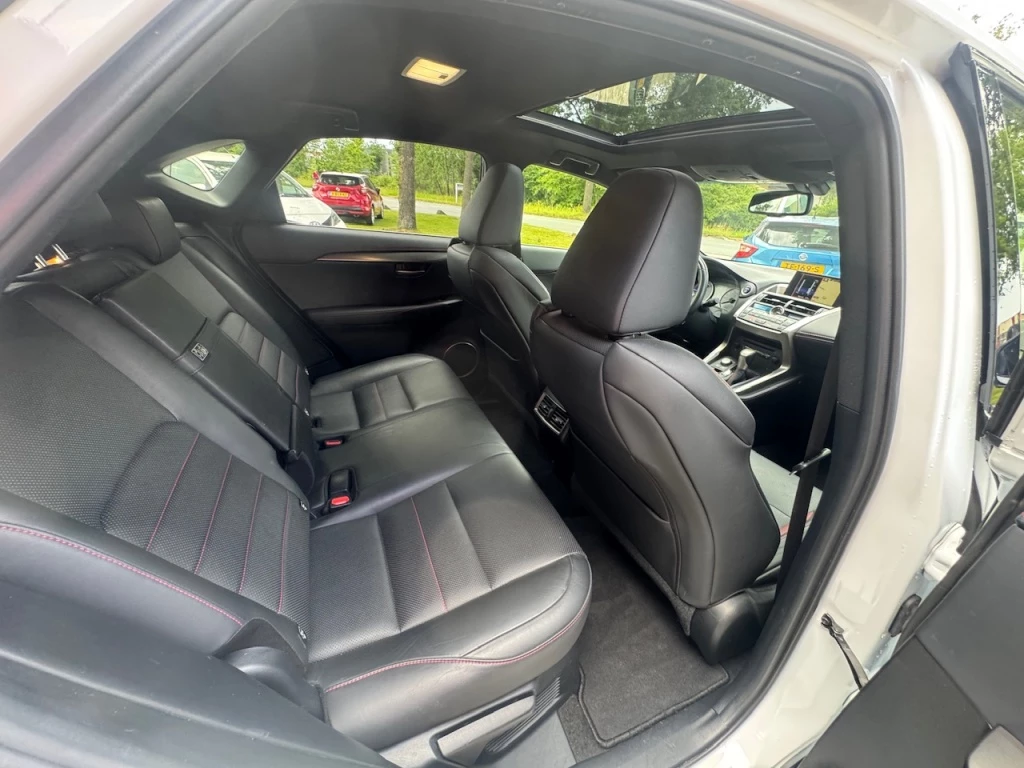 Hoofdafbeelding Lexus NX