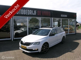 Skoda Octavia Combi 1.5 TSI Sportline Pano/Leder/19Inch/Metallic-lak