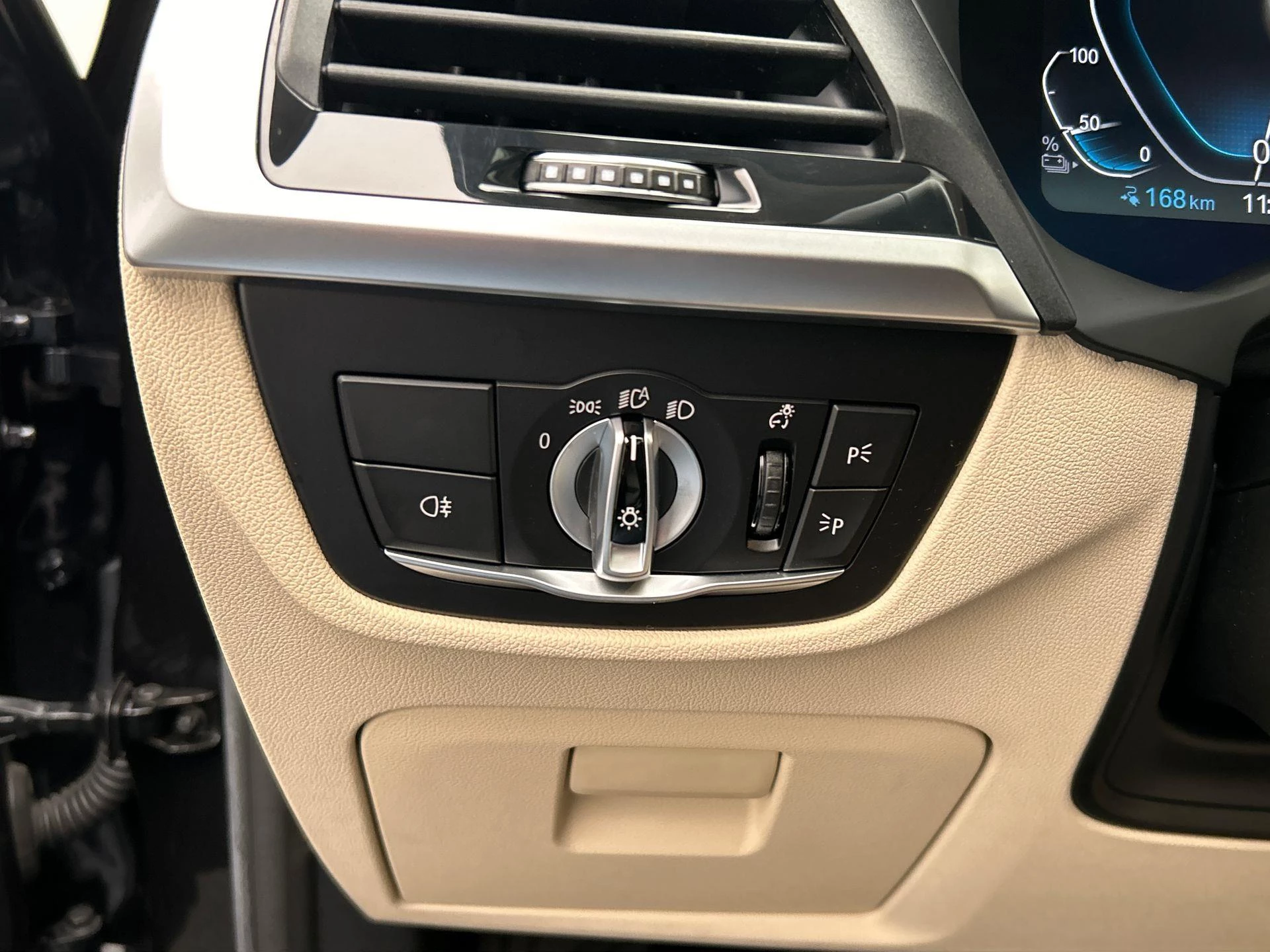 Hoofdafbeelding BMW iX3