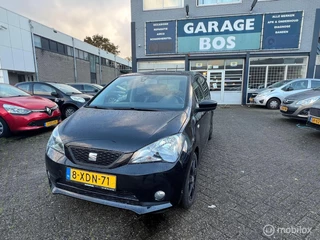 Seat Mii 1.0 Style Sport / Navigatie/ Pdc / Cruise C. /Dealer.
