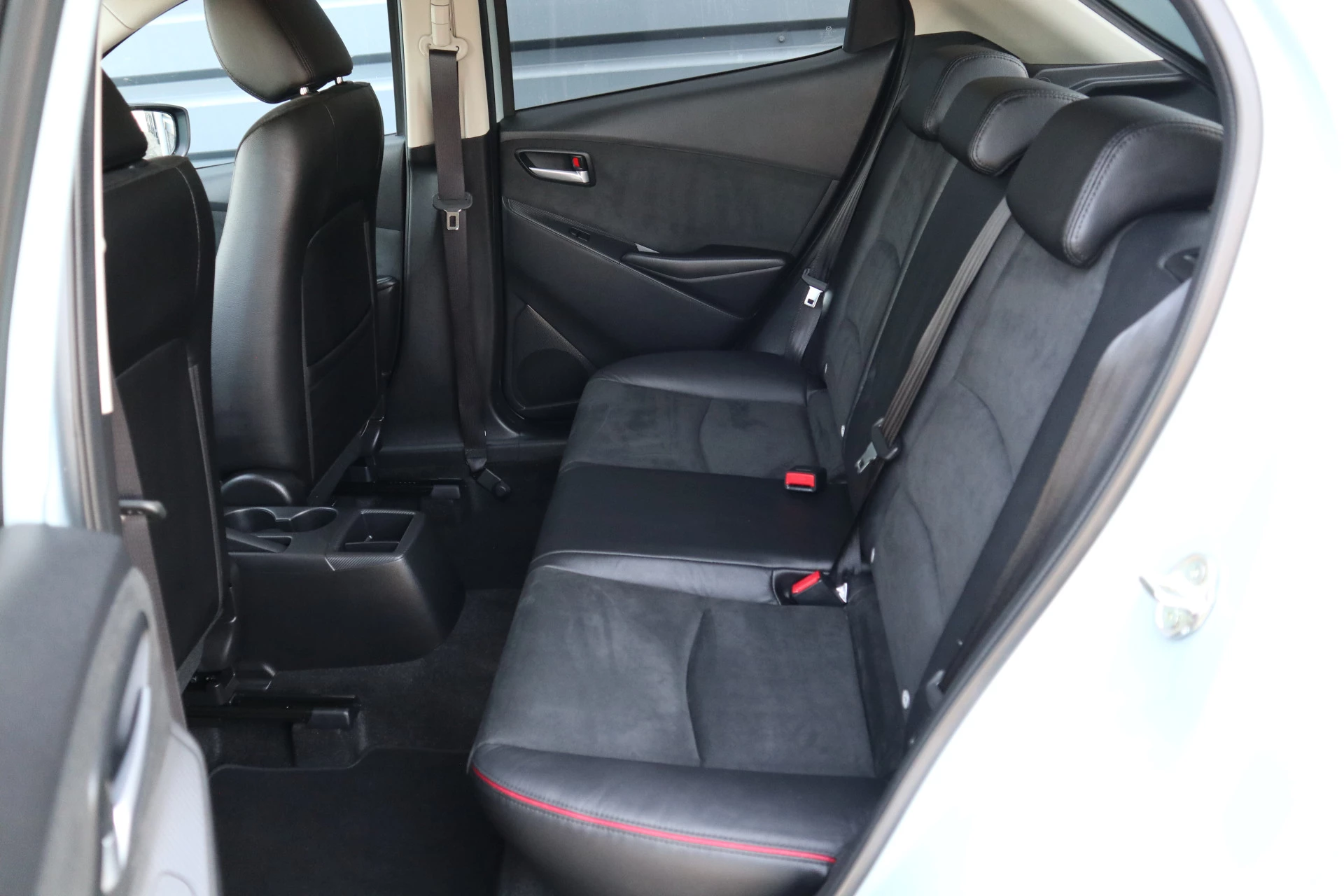 Hoofdafbeelding Mazda 2