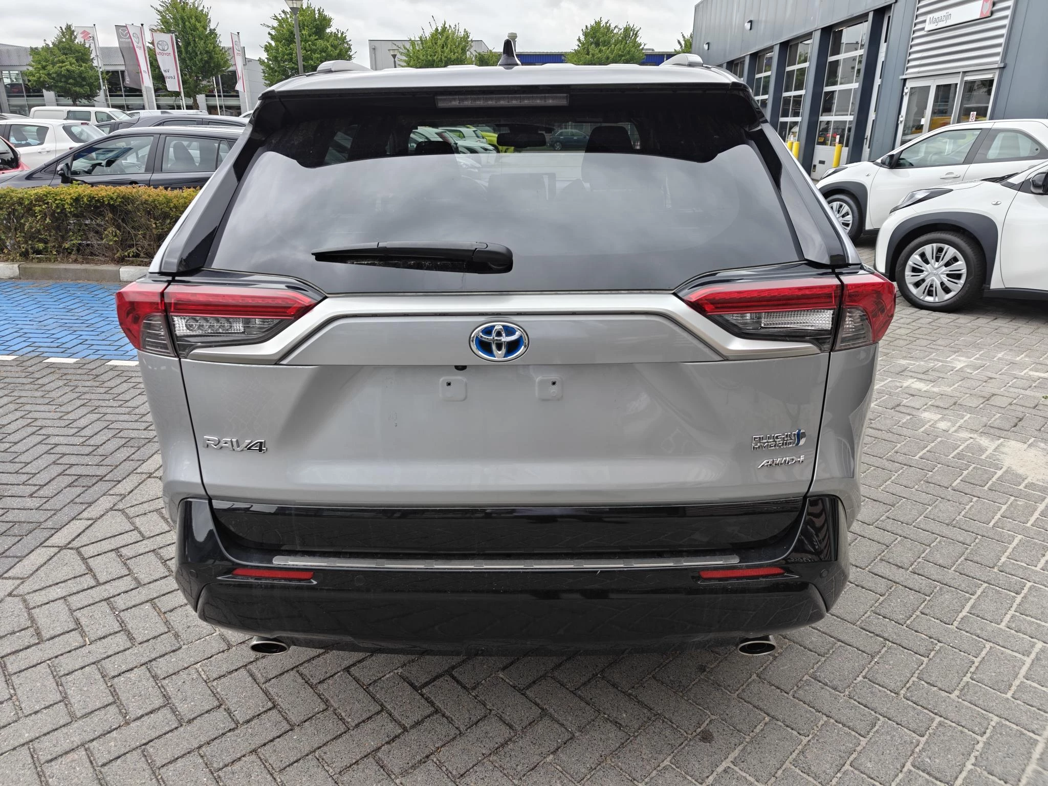 Hoofdafbeelding Toyota RAV4