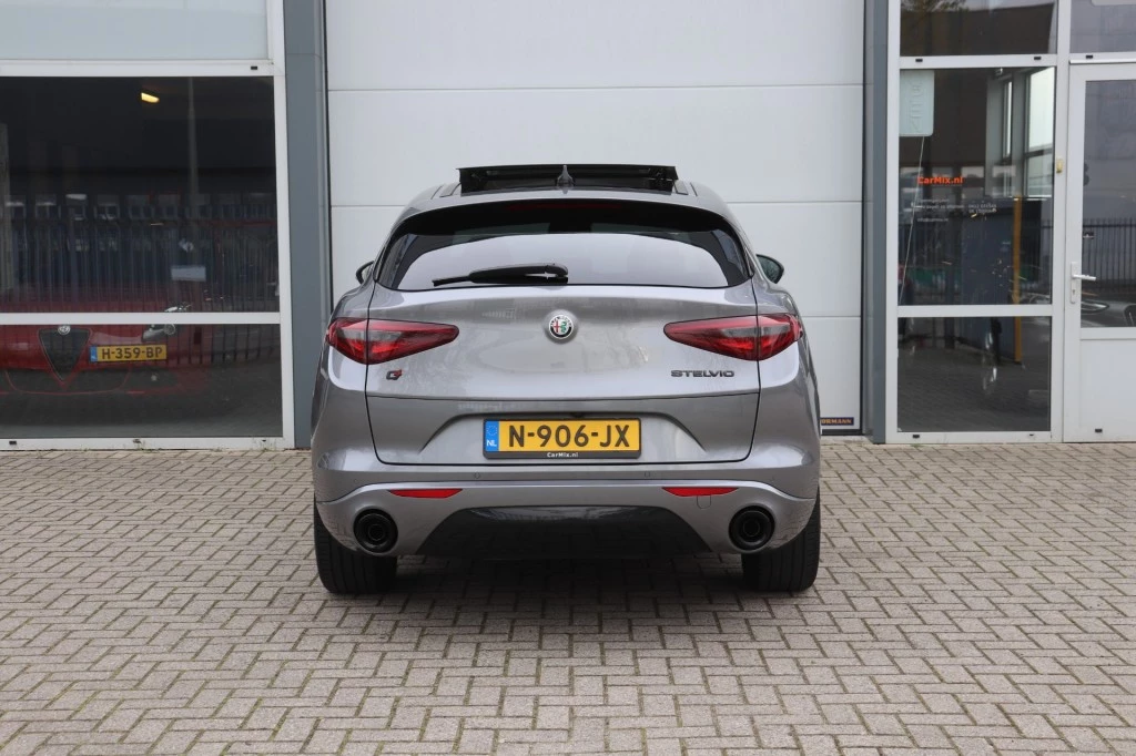Hoofdafbeelding Alfa Romeo Stelvio