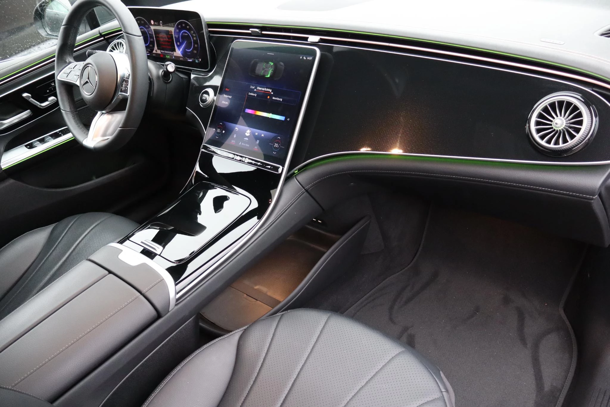 Hoofdafbeelding Mercedes-Benz EQE