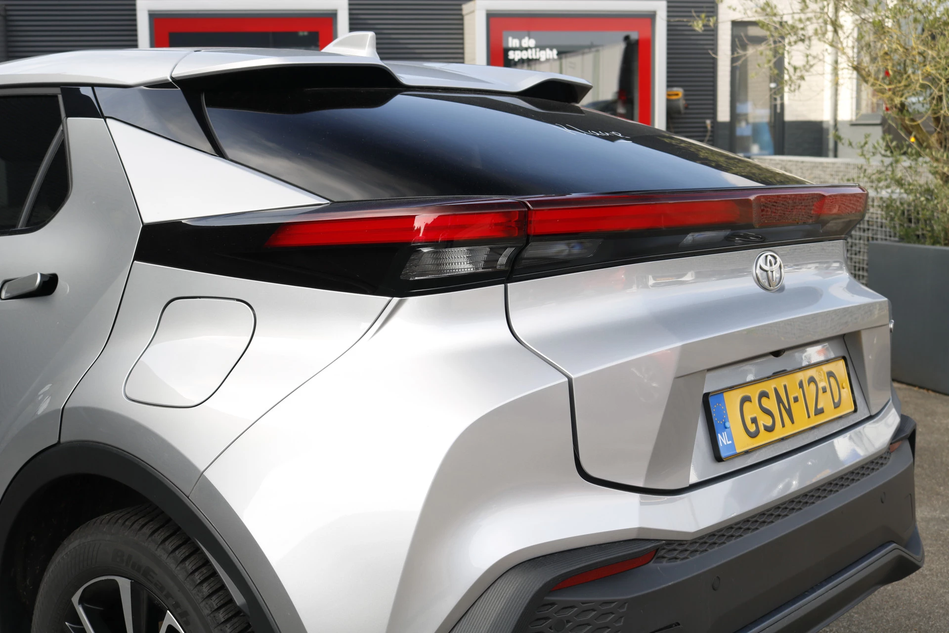 Hoofdafbeelding Toyota C-HR