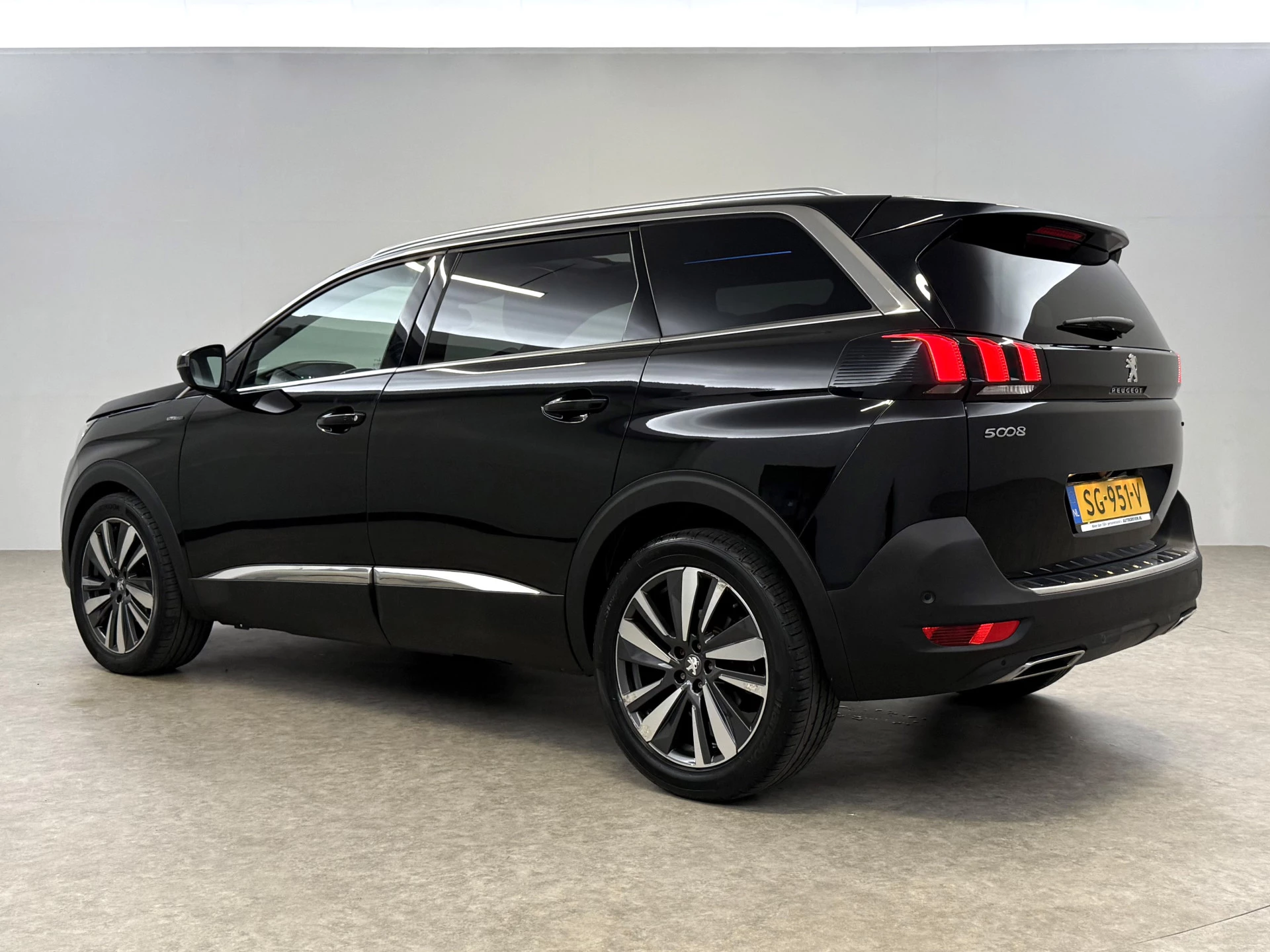 Hoofdafbeelding Peugeot 5008