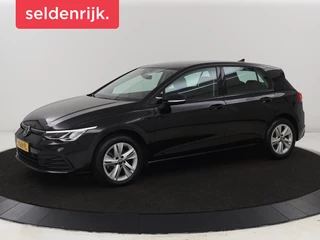 Volkswagen Golf 1.0 TSI | Carplay | Trekhaak | Full LED |  Climate control | Digital Cockpit | Speedlimiter | Bluetooth | Lichtsensor