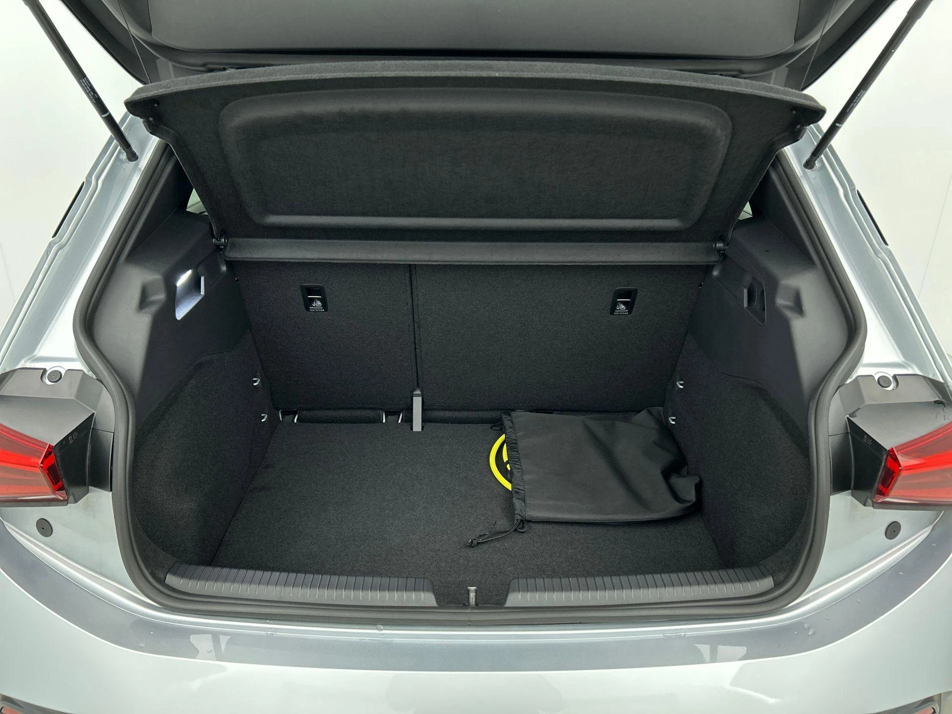 Hoofdafbeelding CUPRA Born