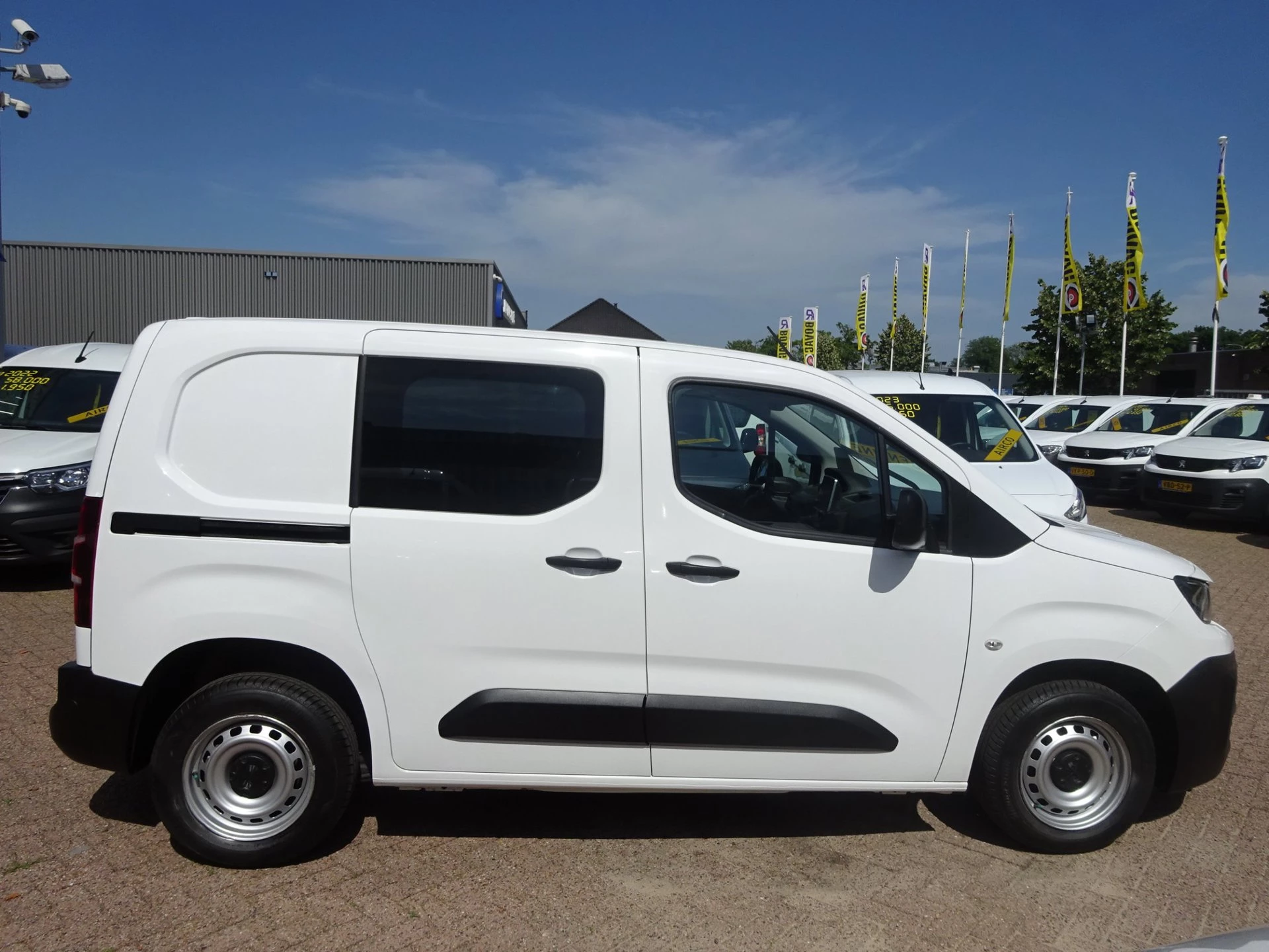 Hoofdafbeelding Peugeot Partner