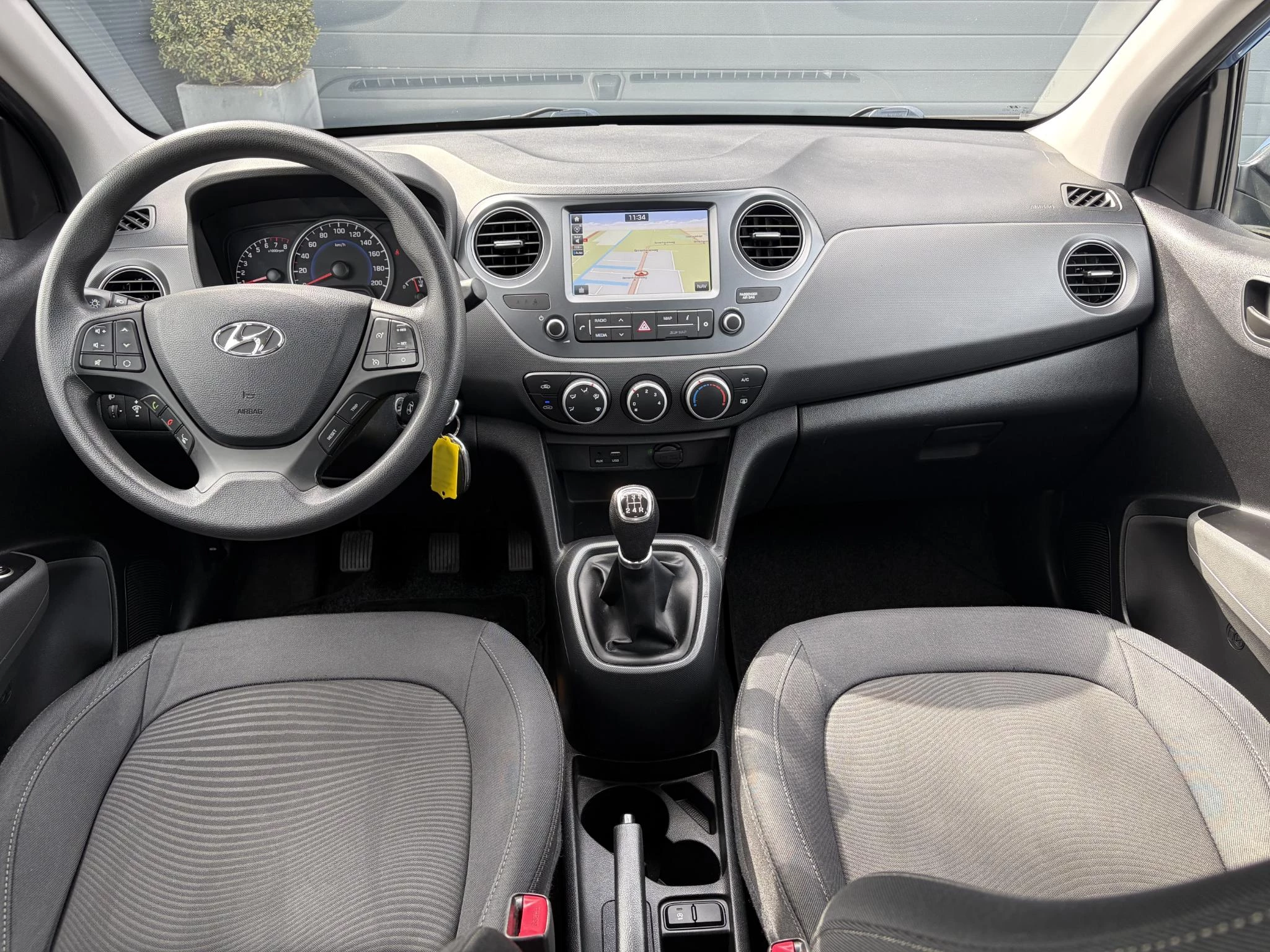 Hoofdafbeelding Hyundai i10