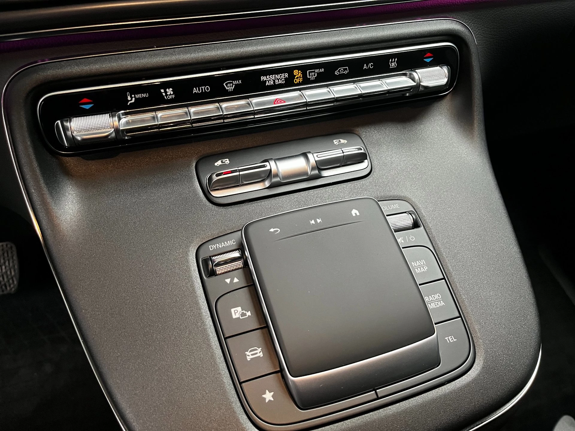 Hoofdafbeelding Mercedes-Benz EQV