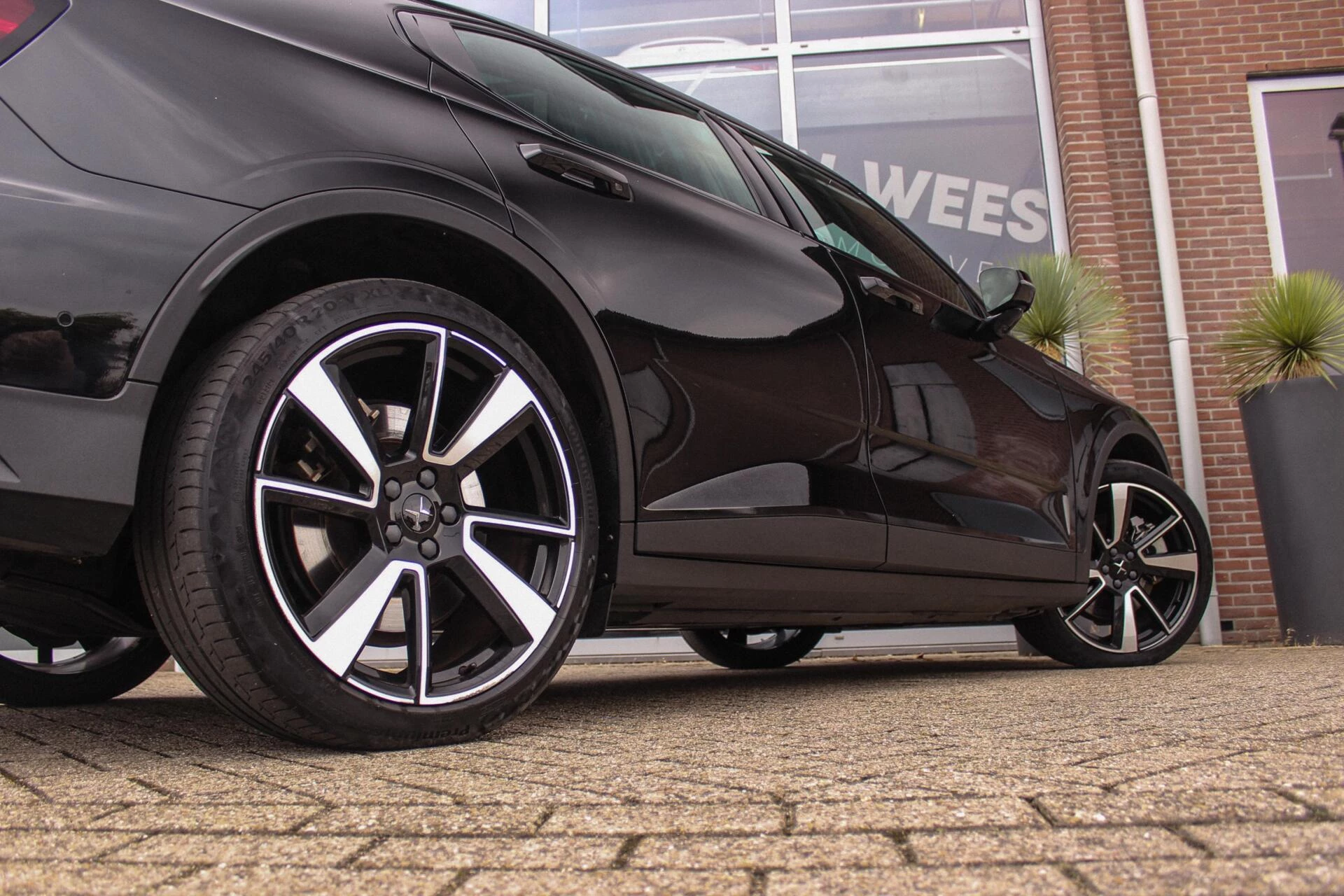 Hoofdafbeelding Polestar 2
