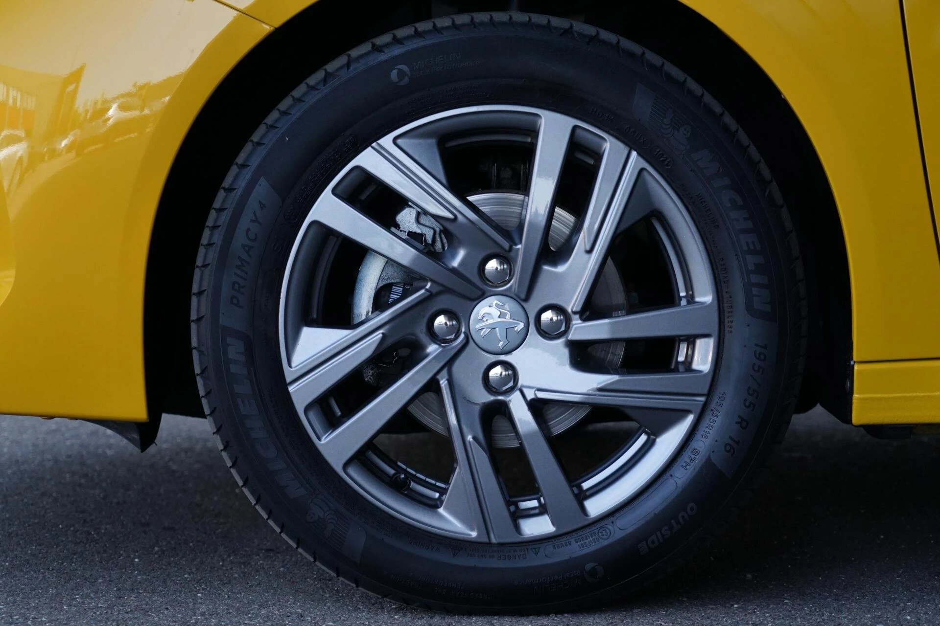 Hoofdafbeelding Peugeot 208
