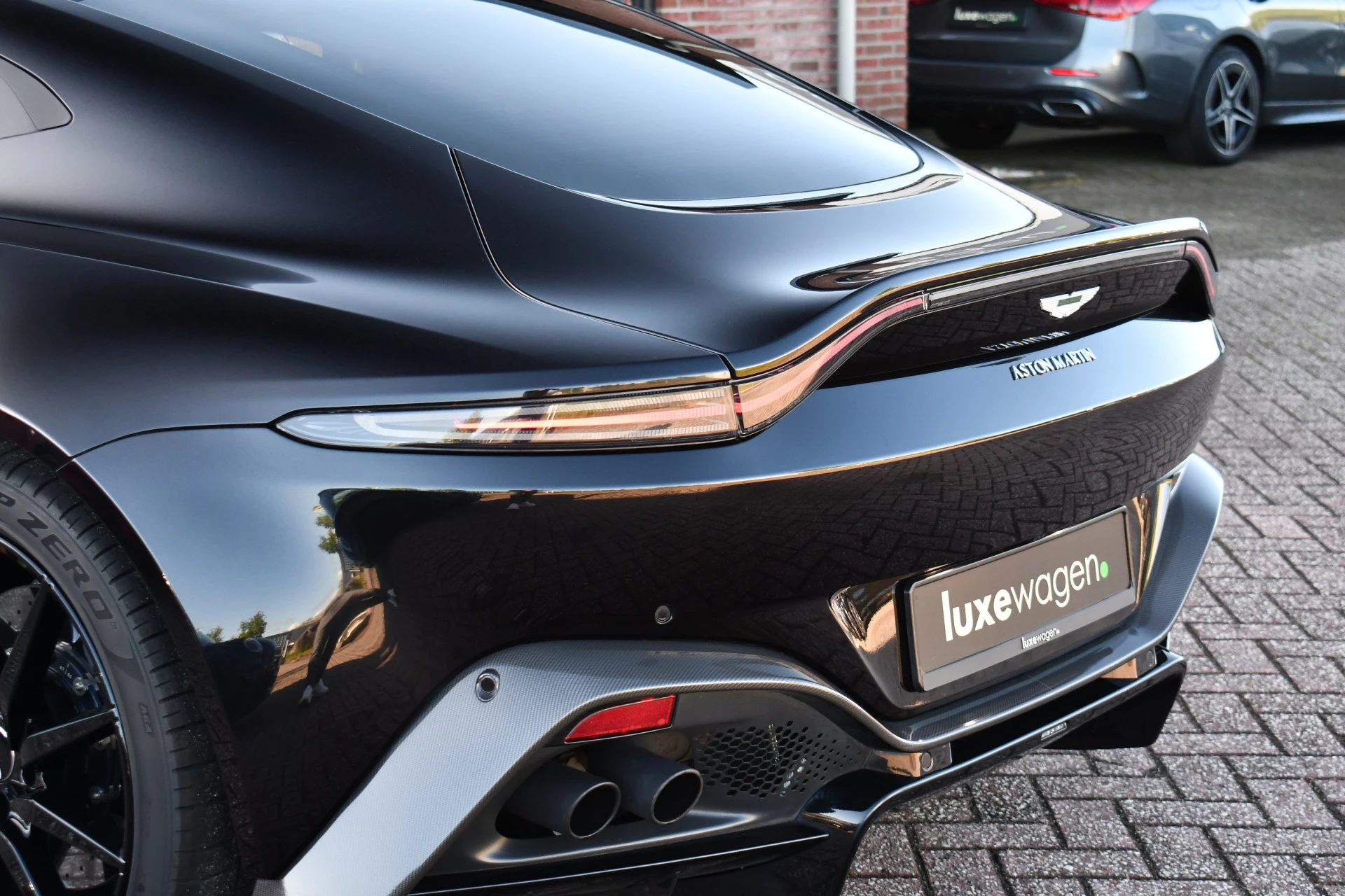 Hoofdafbeelding Aston Martin V8 Vantage