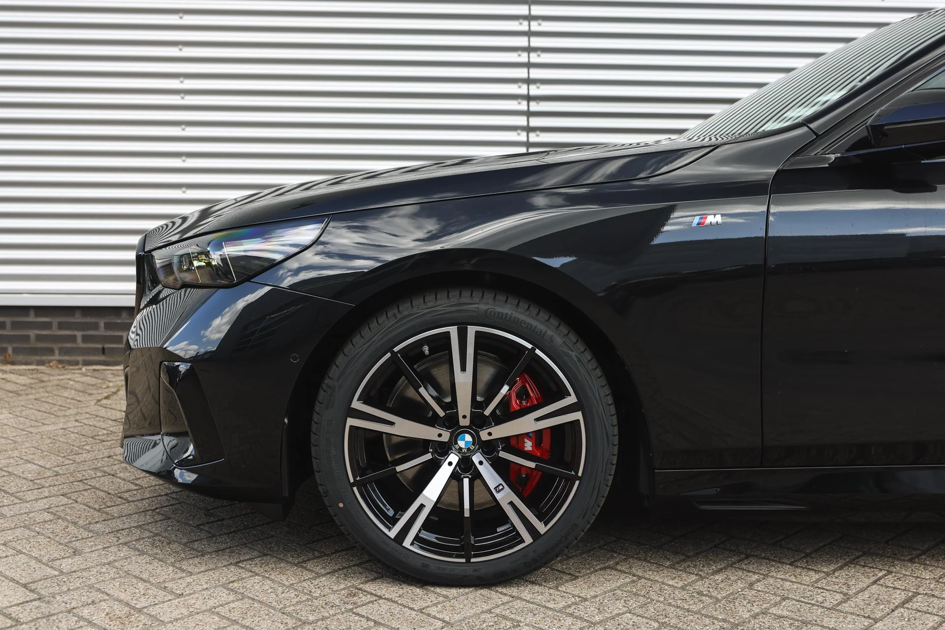 Hoofdafbeelding BMW i5