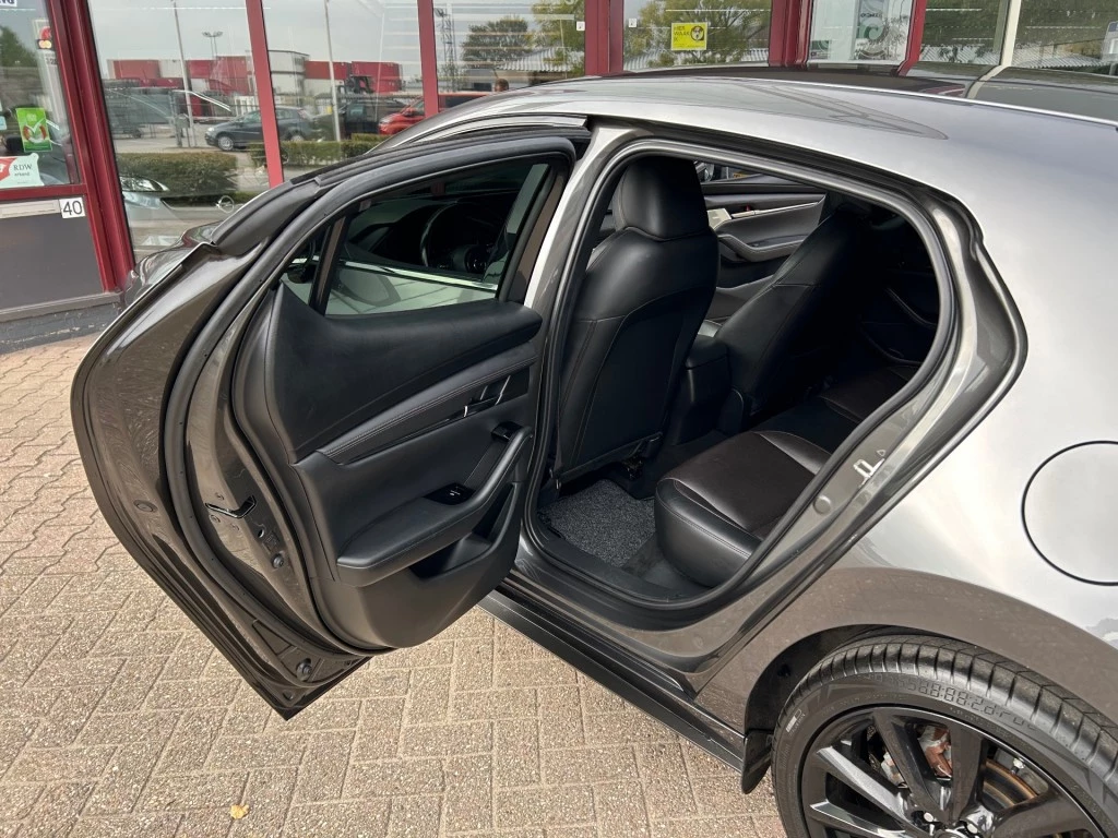 Hoofdafbeelding Mazda 3