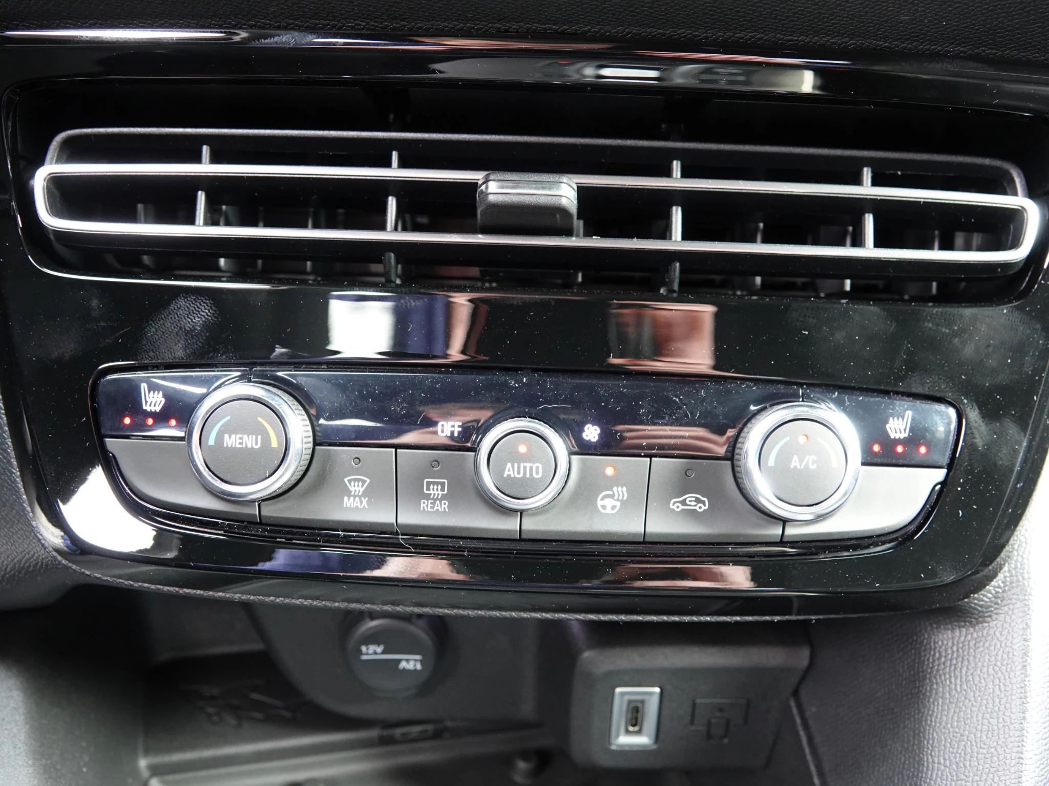 Hoofdafbeelding Opel Mokka-e