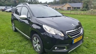 Peugeot 2008 1.2 VTi Allure Pack Premium Plus