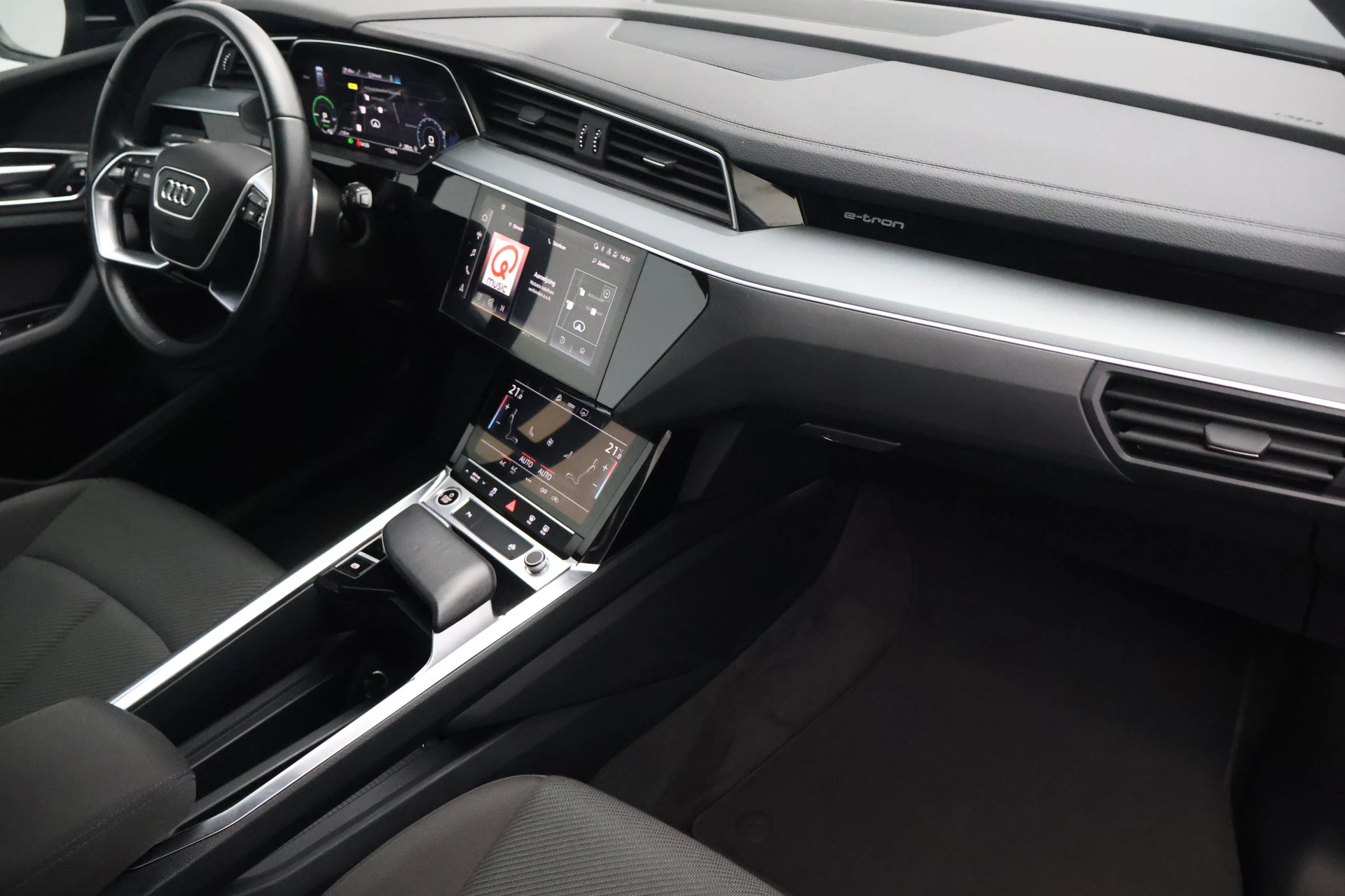 Hoofdafbeelding Audi e-tron