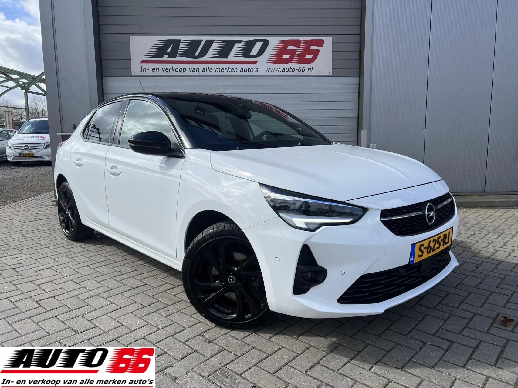 Hoofdafbeelding Opel Corsa