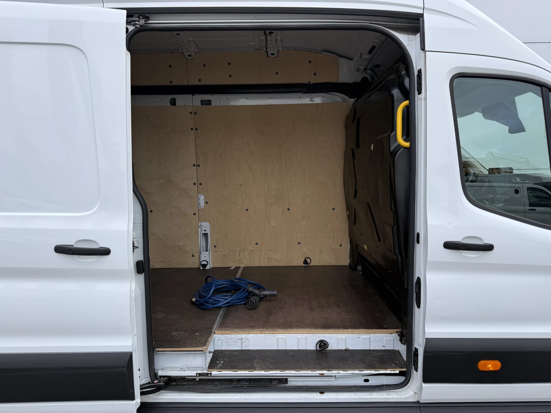 Hoofdafbeelding Ford E-Transit