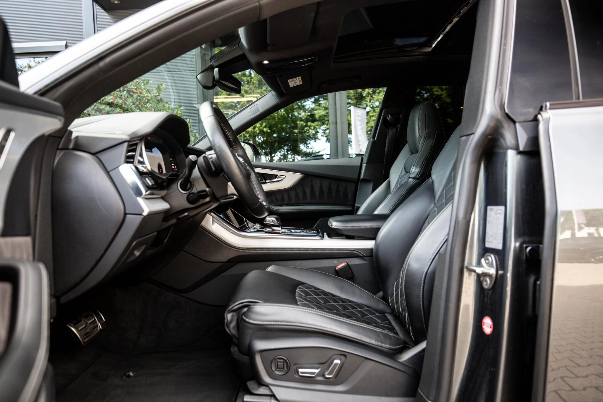 Hoofdafbeelding Audi Q8