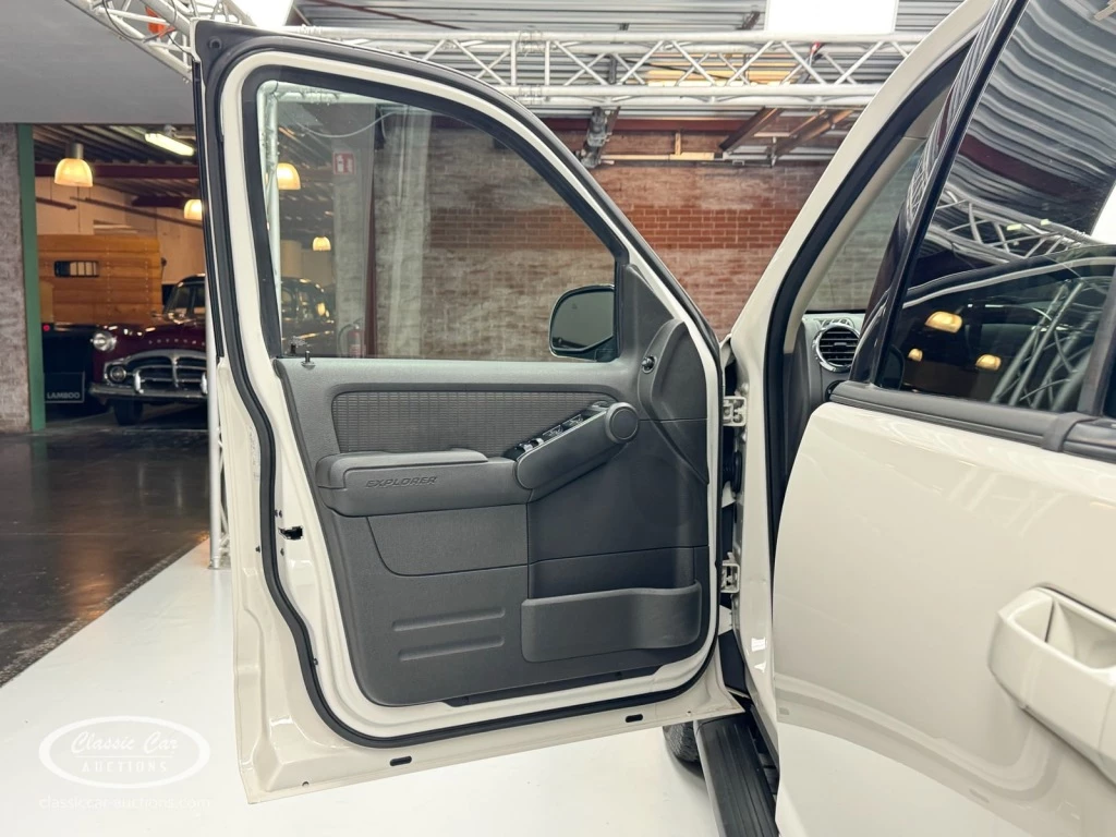 Hoofdafbeelding Ford Explorer