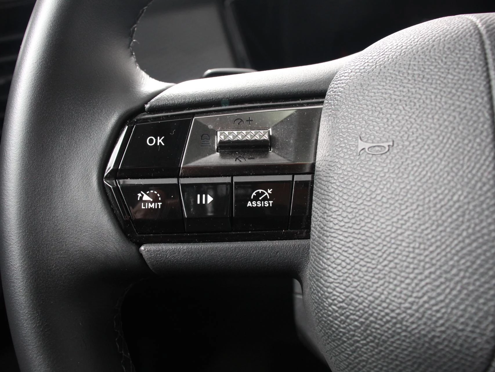 Hoofdafbeelding DS DS 4