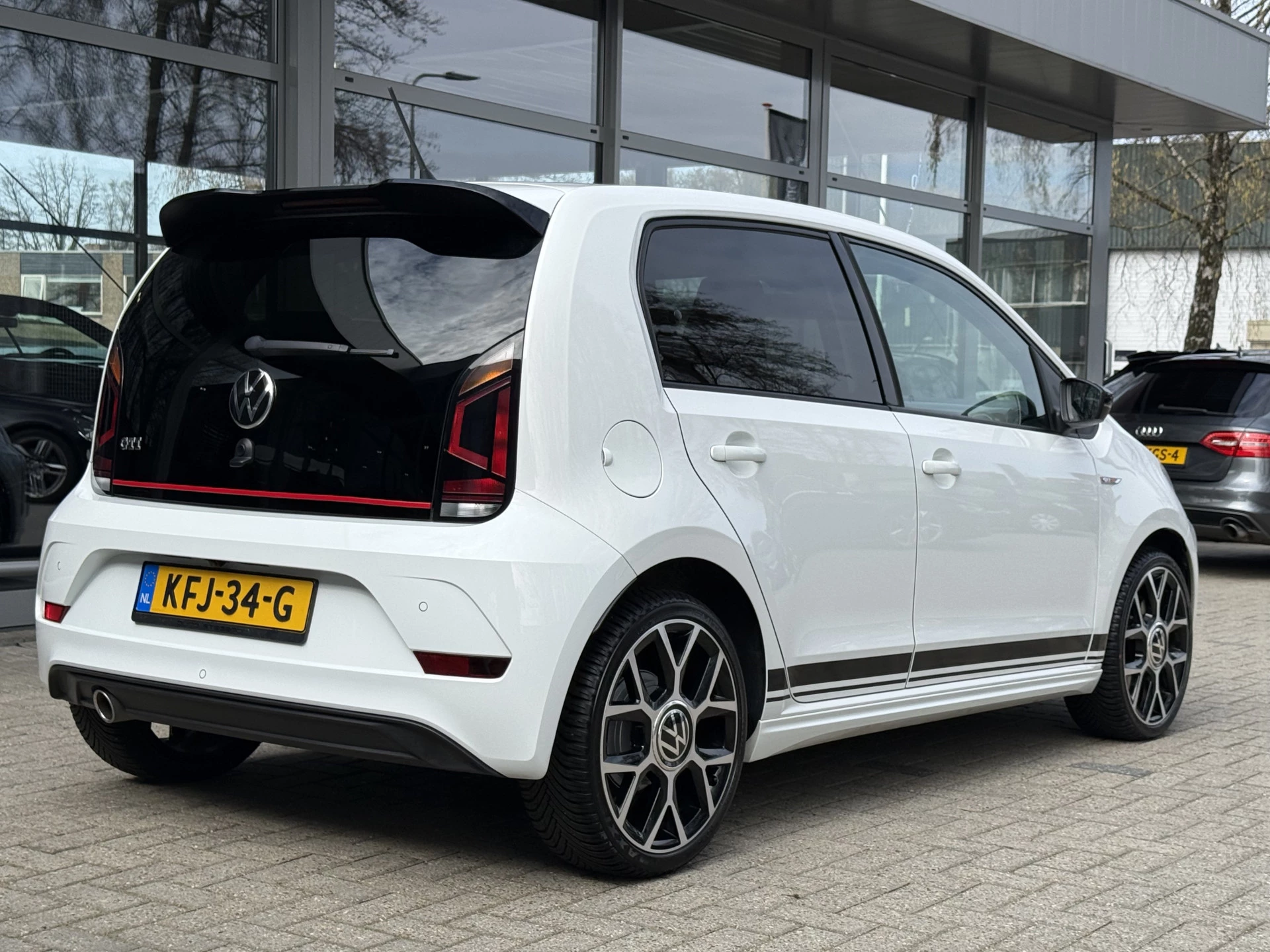 Hoofdafbeelding Volkswagen up!