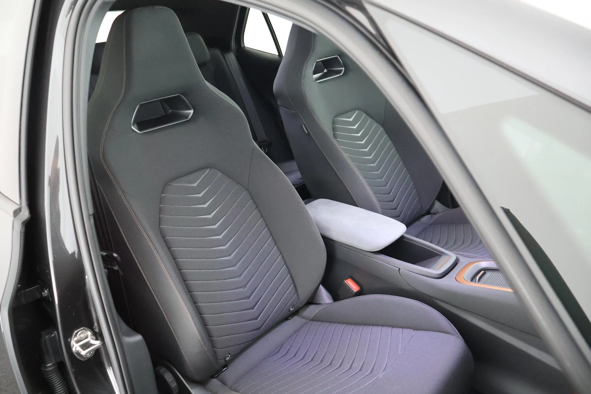 Hoofdafbeelding CUPRA Born