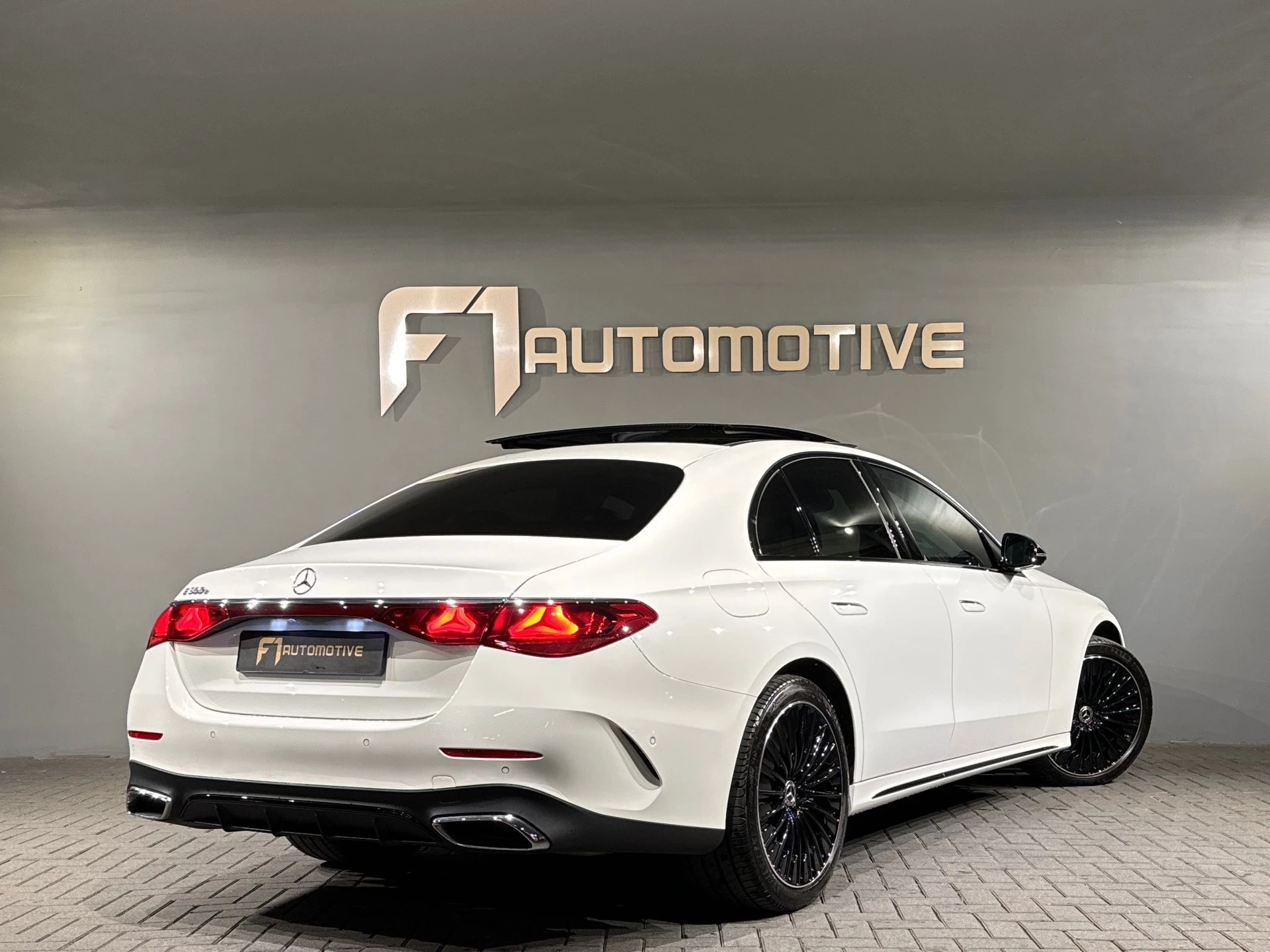 Hoofdafbeelding Mercedes-Benz E-Klasse