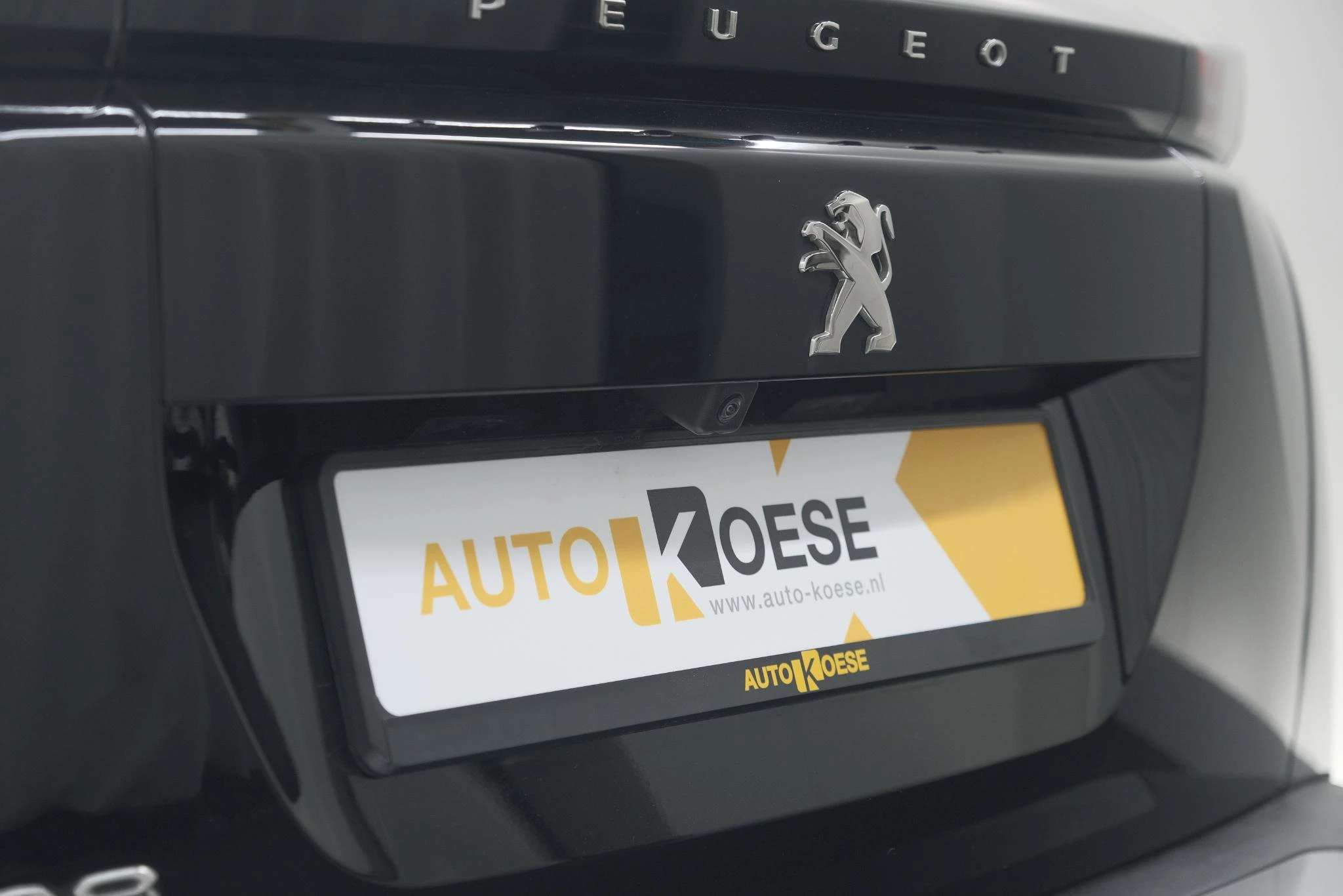 Hoofdafbeelding Peugeot e-2008