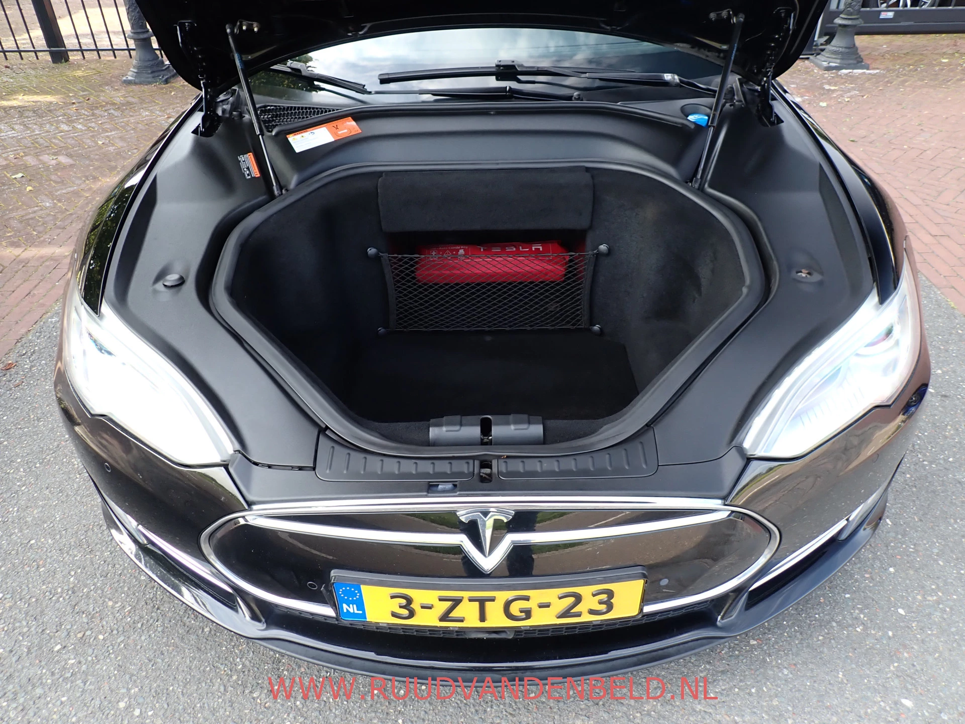 Hoofdafbeelding Tesla Model S