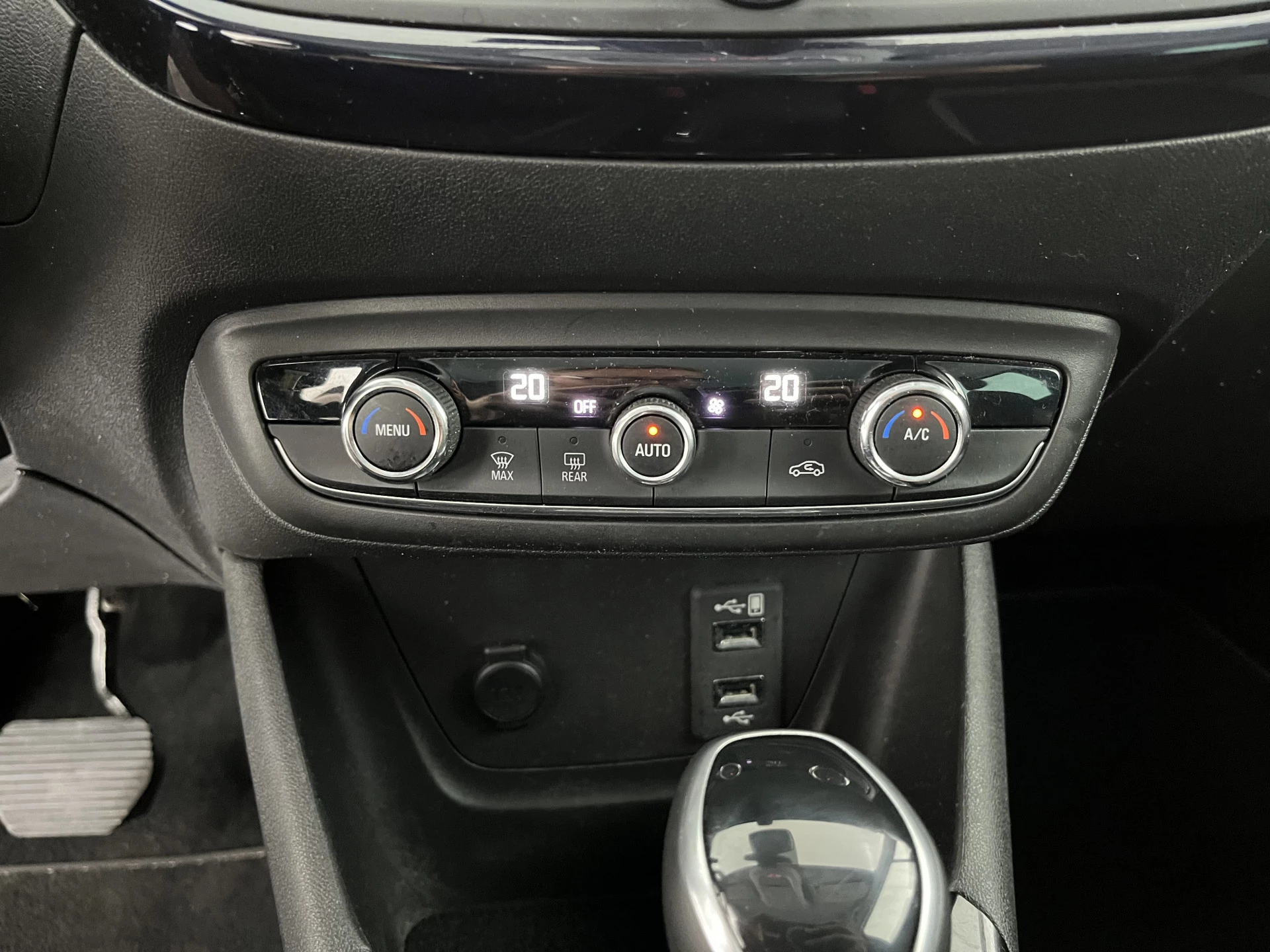 Hoofdafbeelding Opel Crossland X