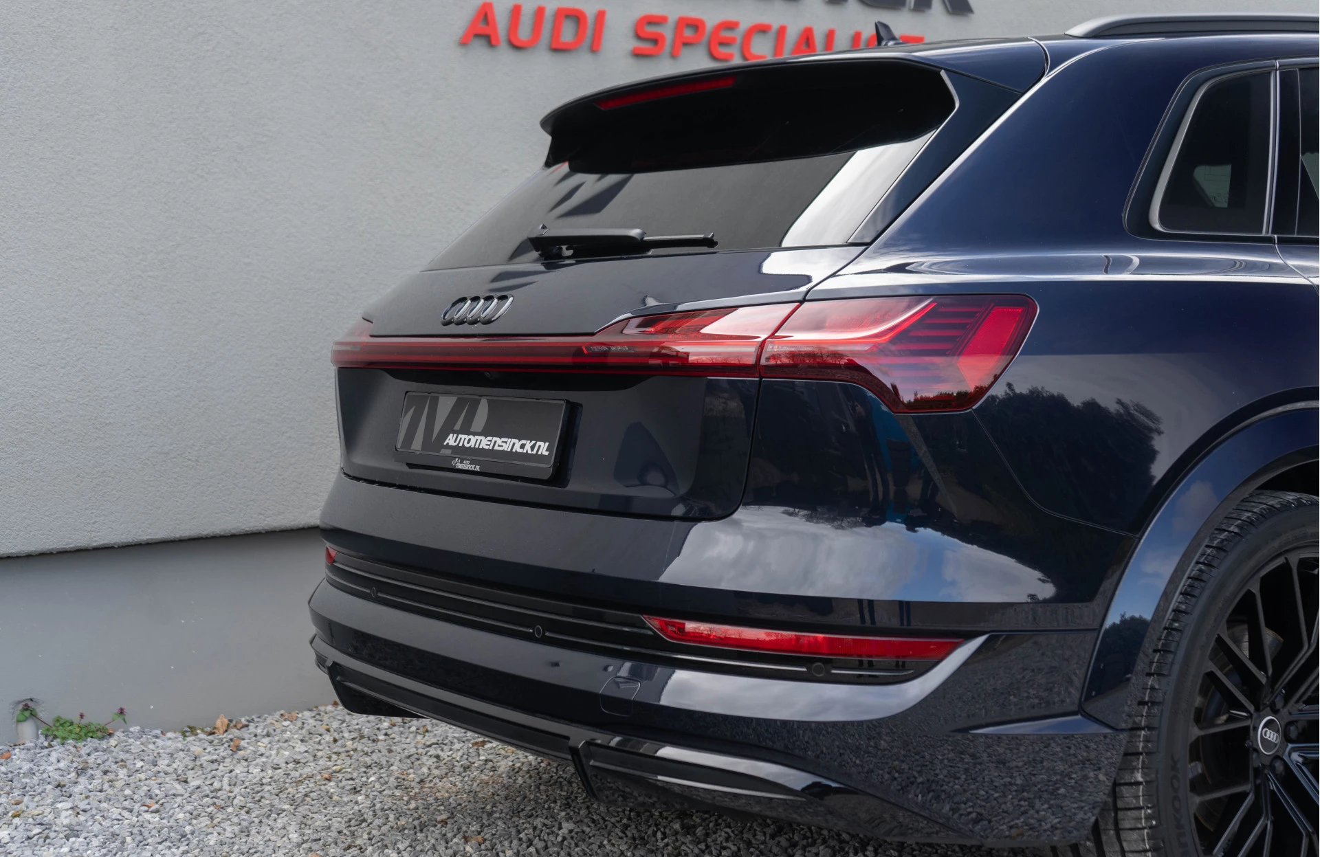 Hoofdafbeelding Audi e-tron