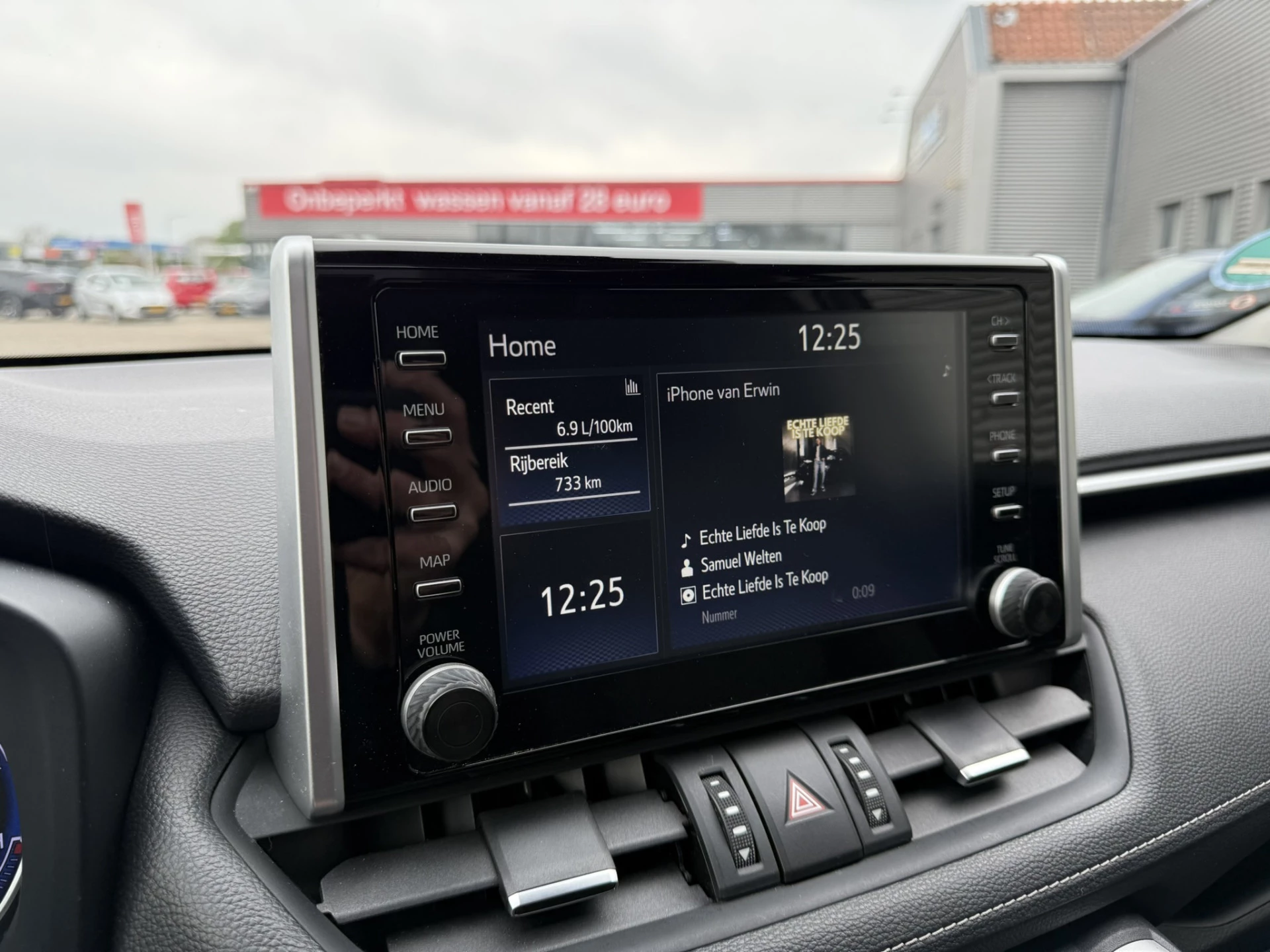 Hoofdafbeelding Toyota RAV4