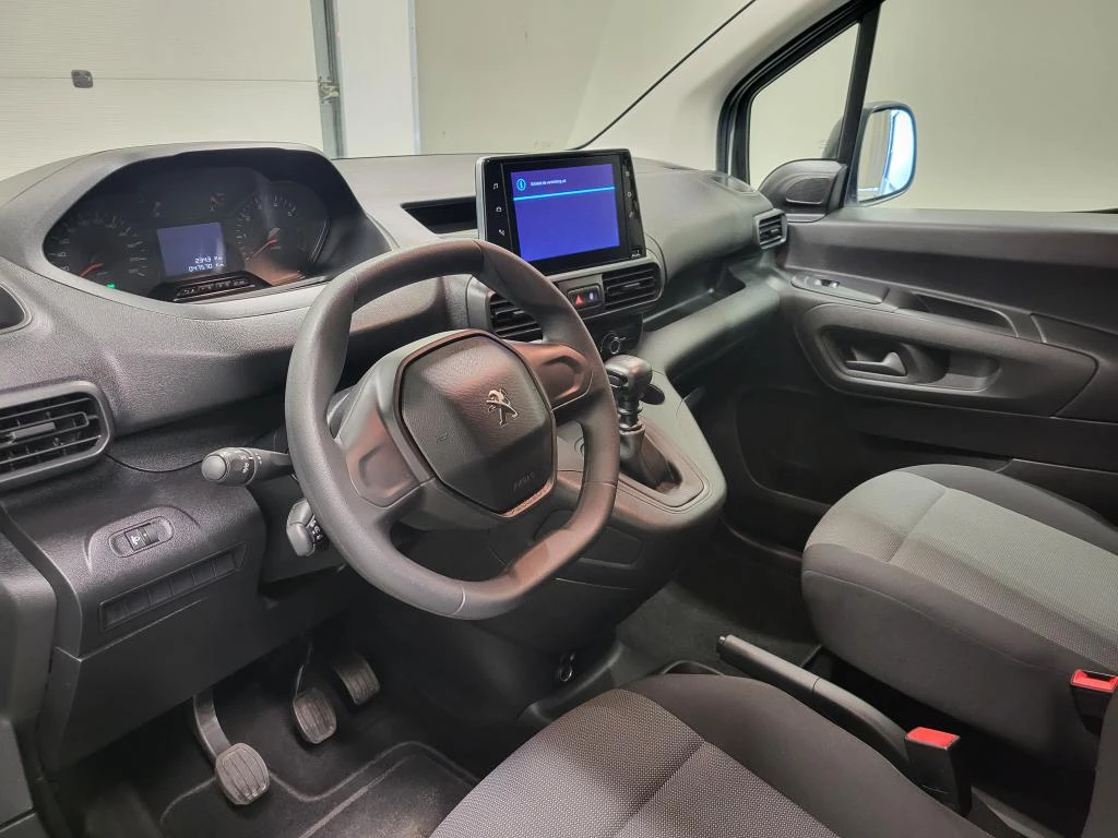 Hoofdafbeelding Peugeot Partner