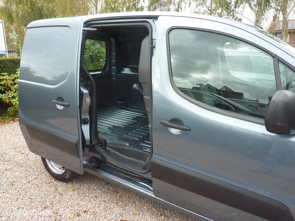 Hoofdafbeelding Peugeot Partner