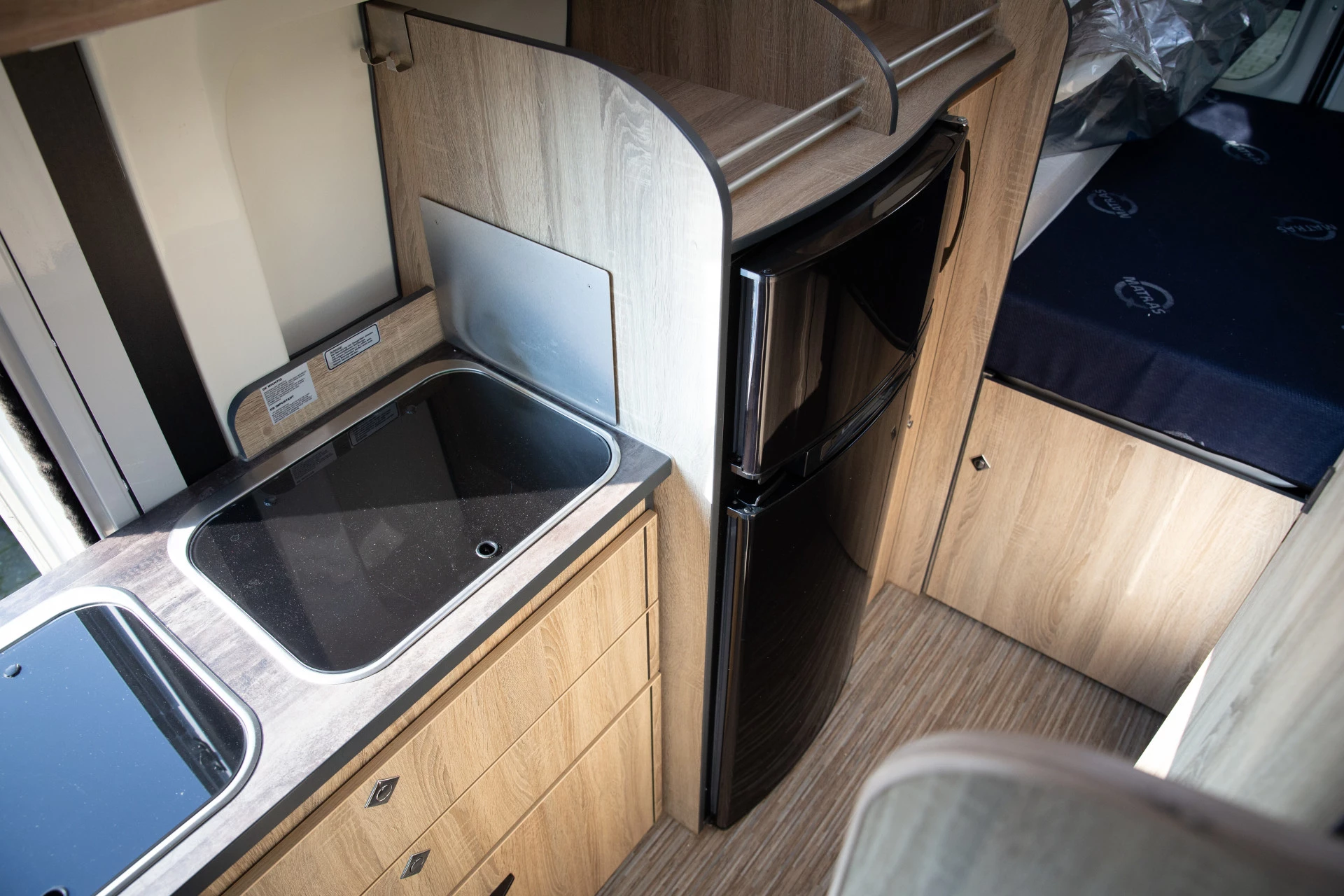 Hoofdafbeelding Karma DEXTER