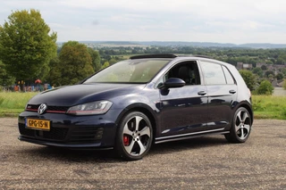 Volkswagen Golf 2.0 TSI GTI PERF DSG. 230 PK / VOLLEDIG DEALERONDERHOUDEN / 5DRS