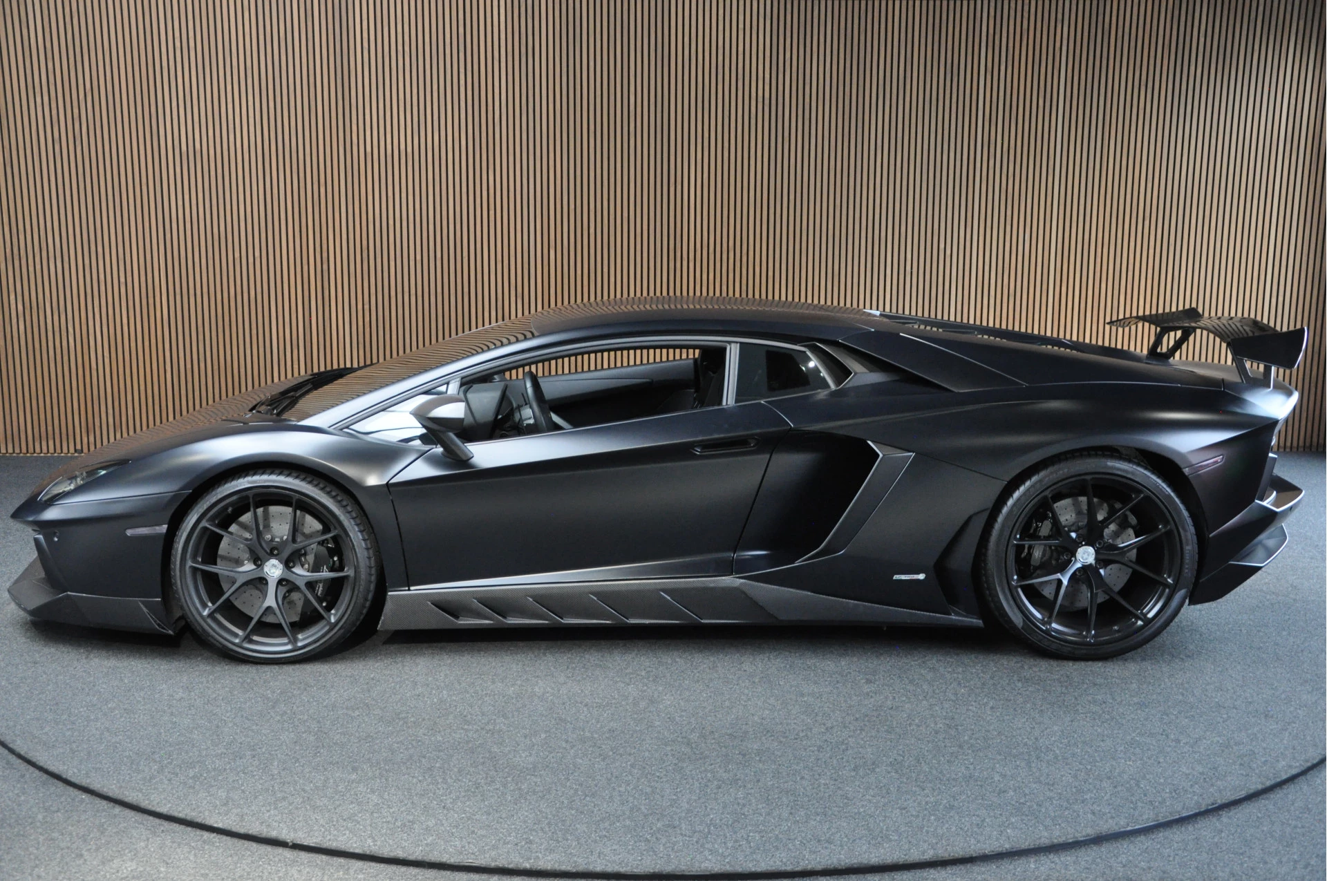 Hoofdafbeelding Lamborghini Aventador