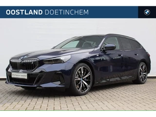 BMW i5 eDrive40 M Sport / Panoramadak / Trekhaak / Parking Assistant Professional / Adaptieve LED / Comfort Access / Stoelventilatie