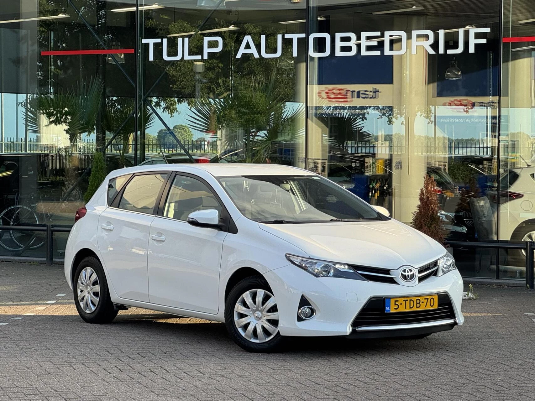 Hoofdafbeelding Toyota Auris