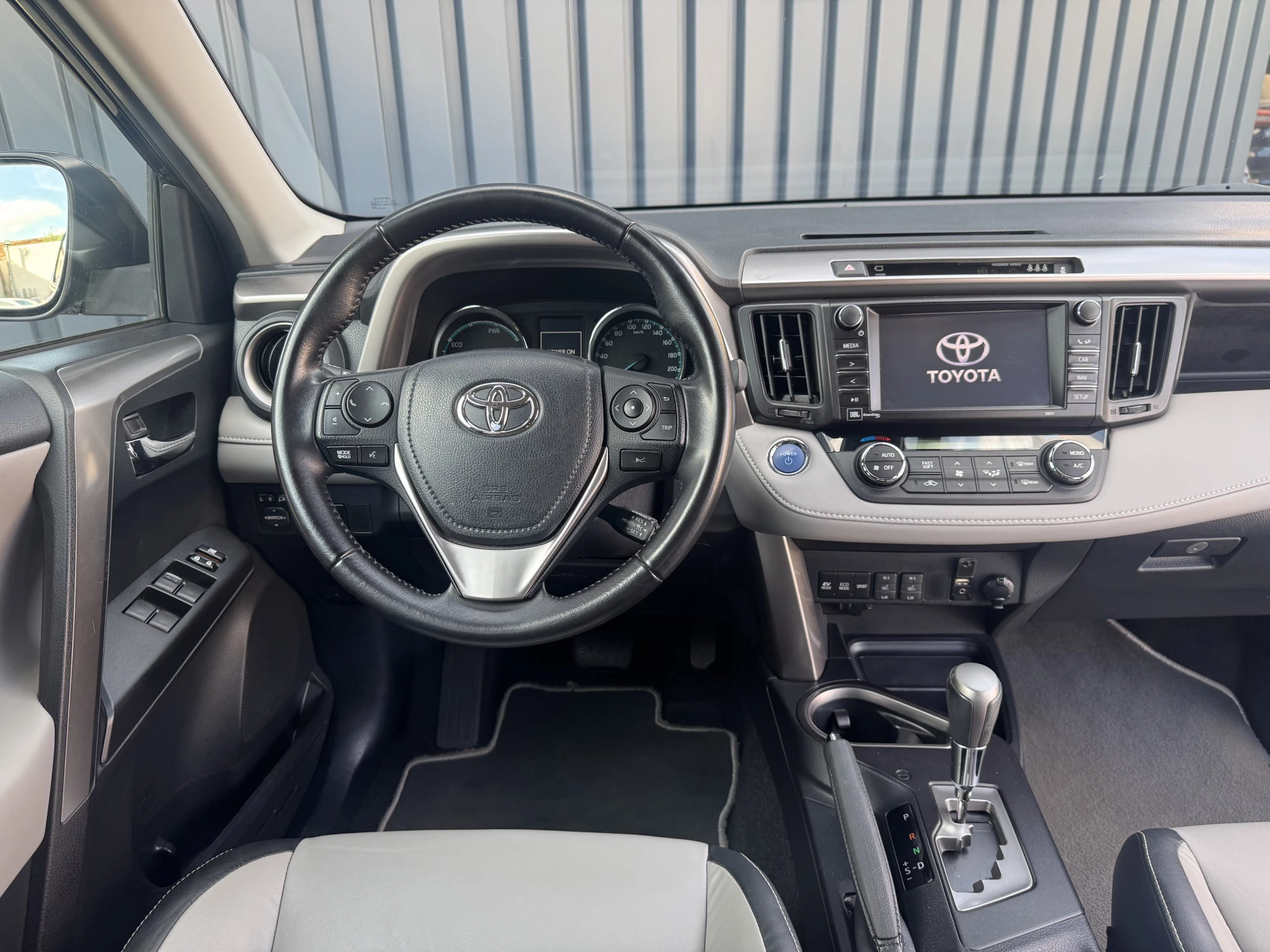 Hoofdafbeelding Toyota RAV4