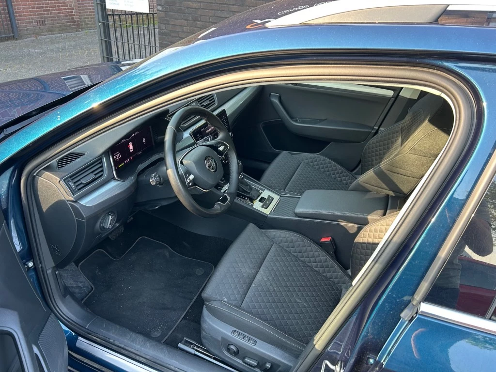 Hoofdafbeelding Škoda Superb