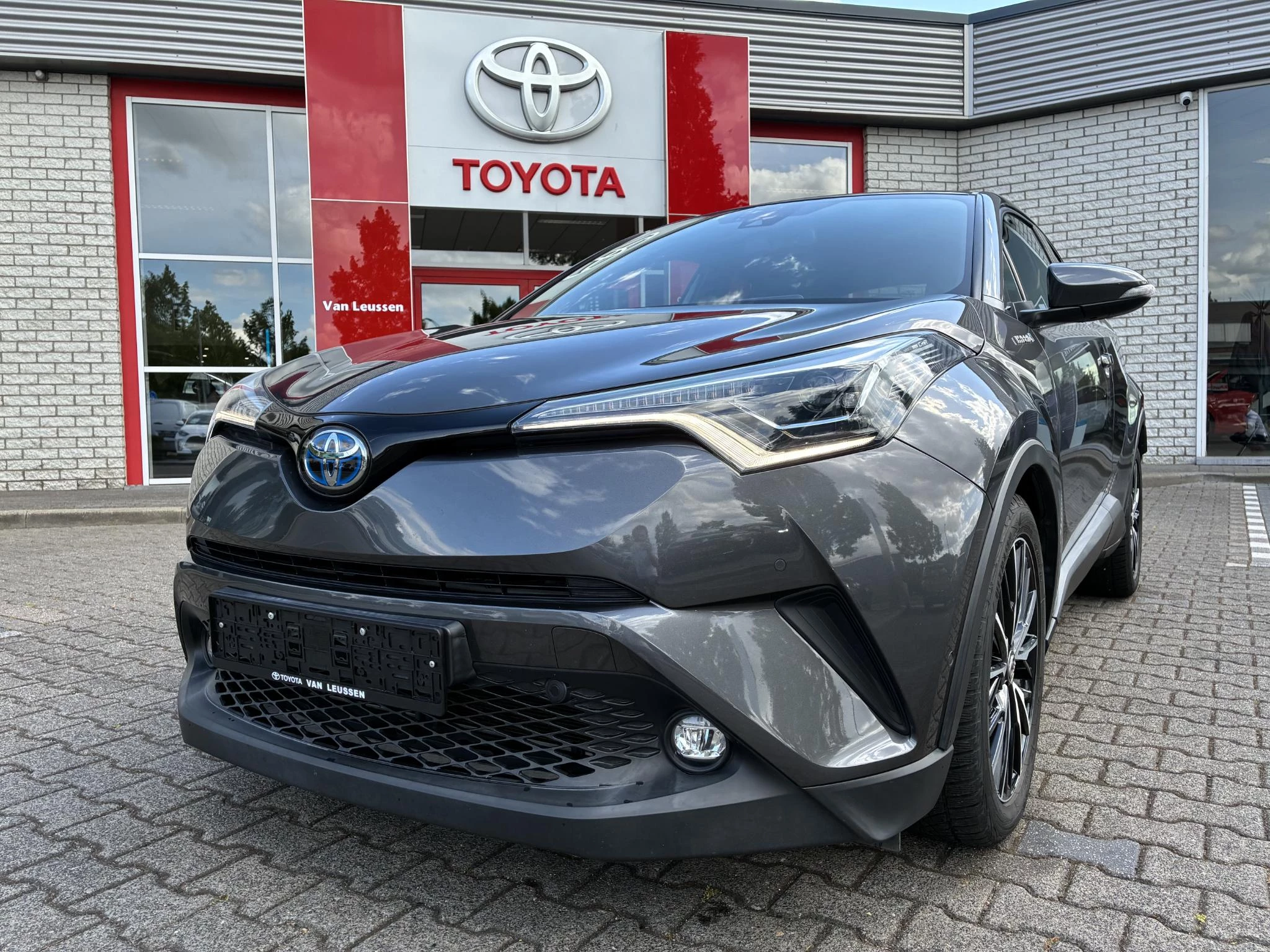 Hoofdafbeelding Toyota C-HR